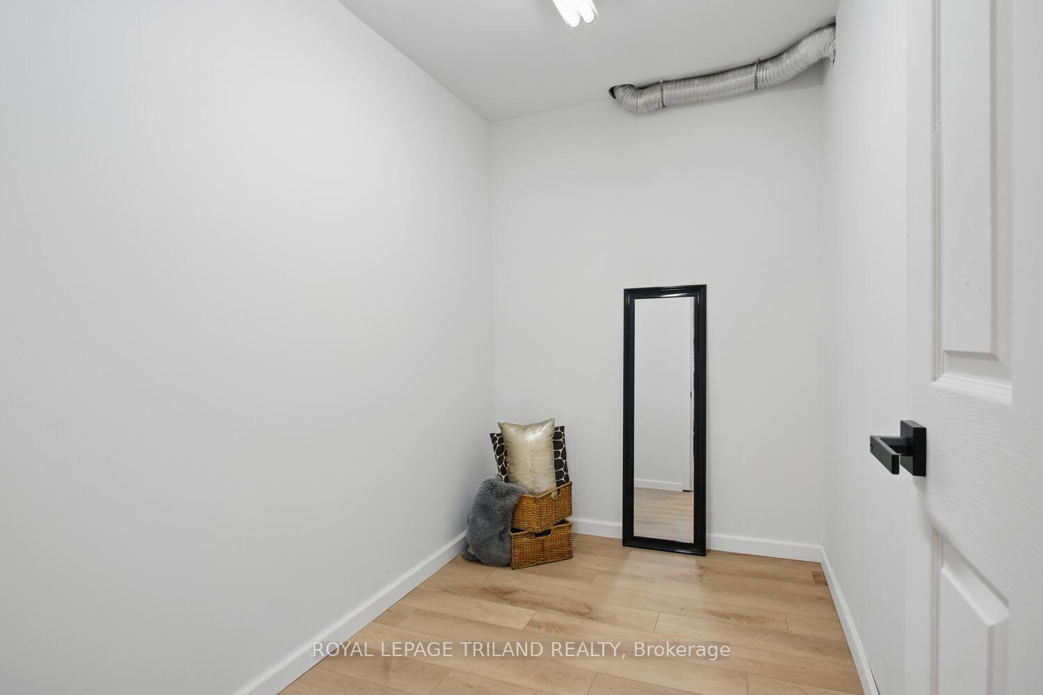 Photo 17 of Unit 4, 470 Second Street, London, East H — HOMEH