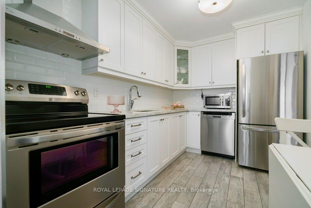 Photo 10 of Unit 1215, 20 Edgecliffe Golfway, Toronto, Flemingdon Park — HOMEH