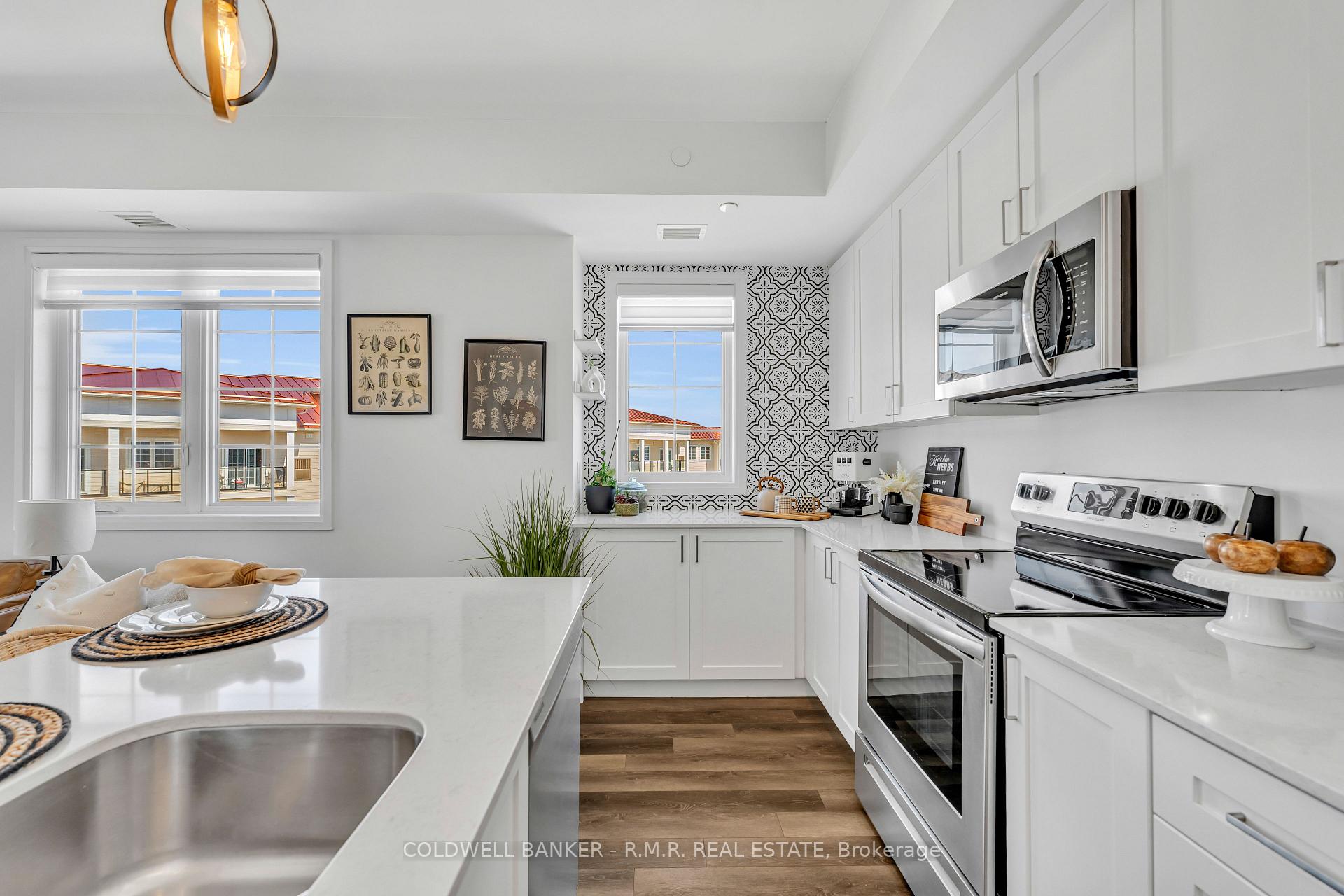 Photo 23 of Unit 417, 50 Lakebreeze Drive, Clarington, Newcastle — HOMEH