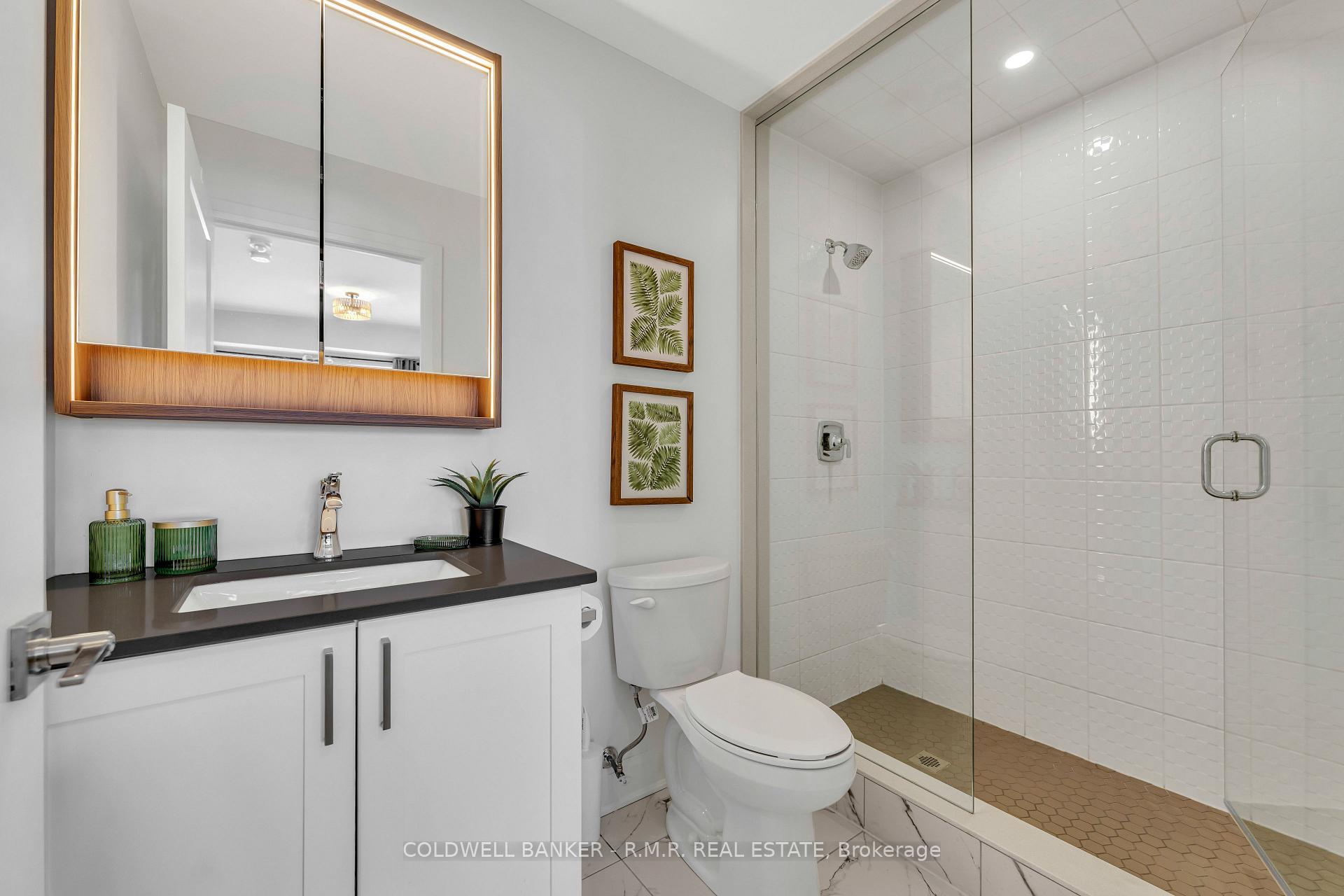 Photo 14 of Unit 417, 50 Lakebreeze Drive, Clarington, Newcastle — HOMEH