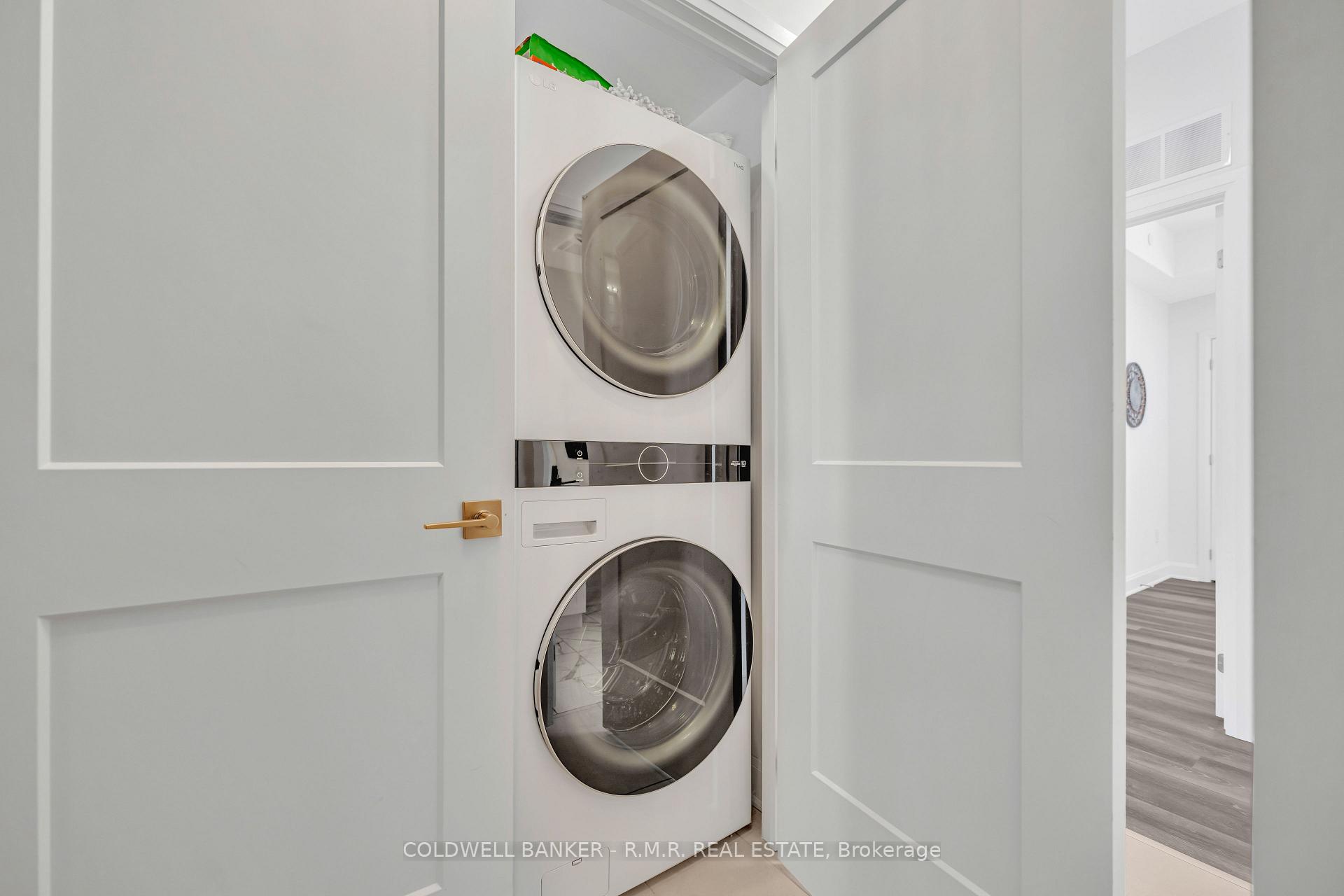 Photo 20 of Unit 417, 50 Lakebreeze Drive, Clarington, Newcastle — HOMEH