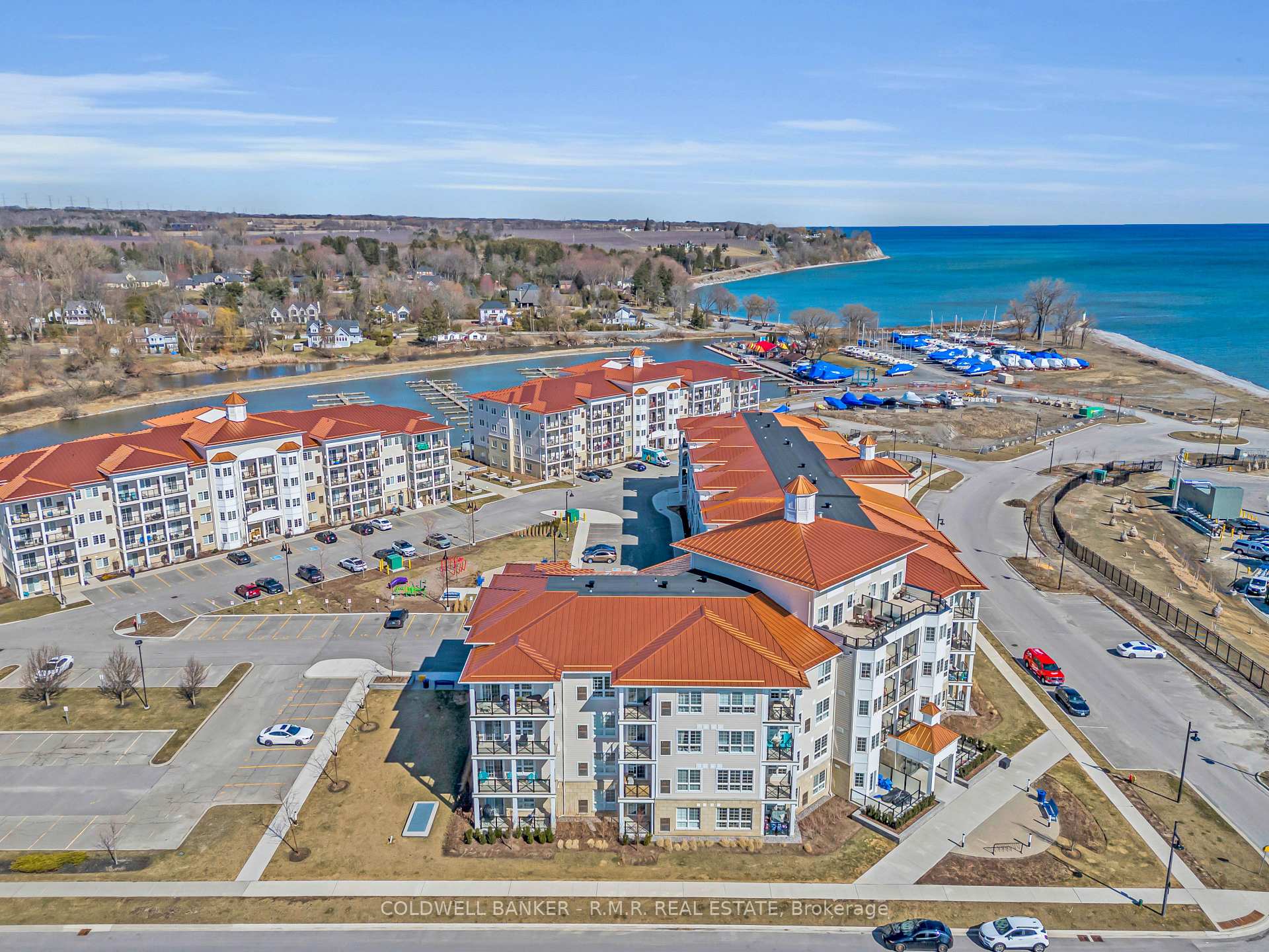 Photo 41 of Unit 417, 50 Lakebreeze Drive, Clarington, Newcastle — HOMEH