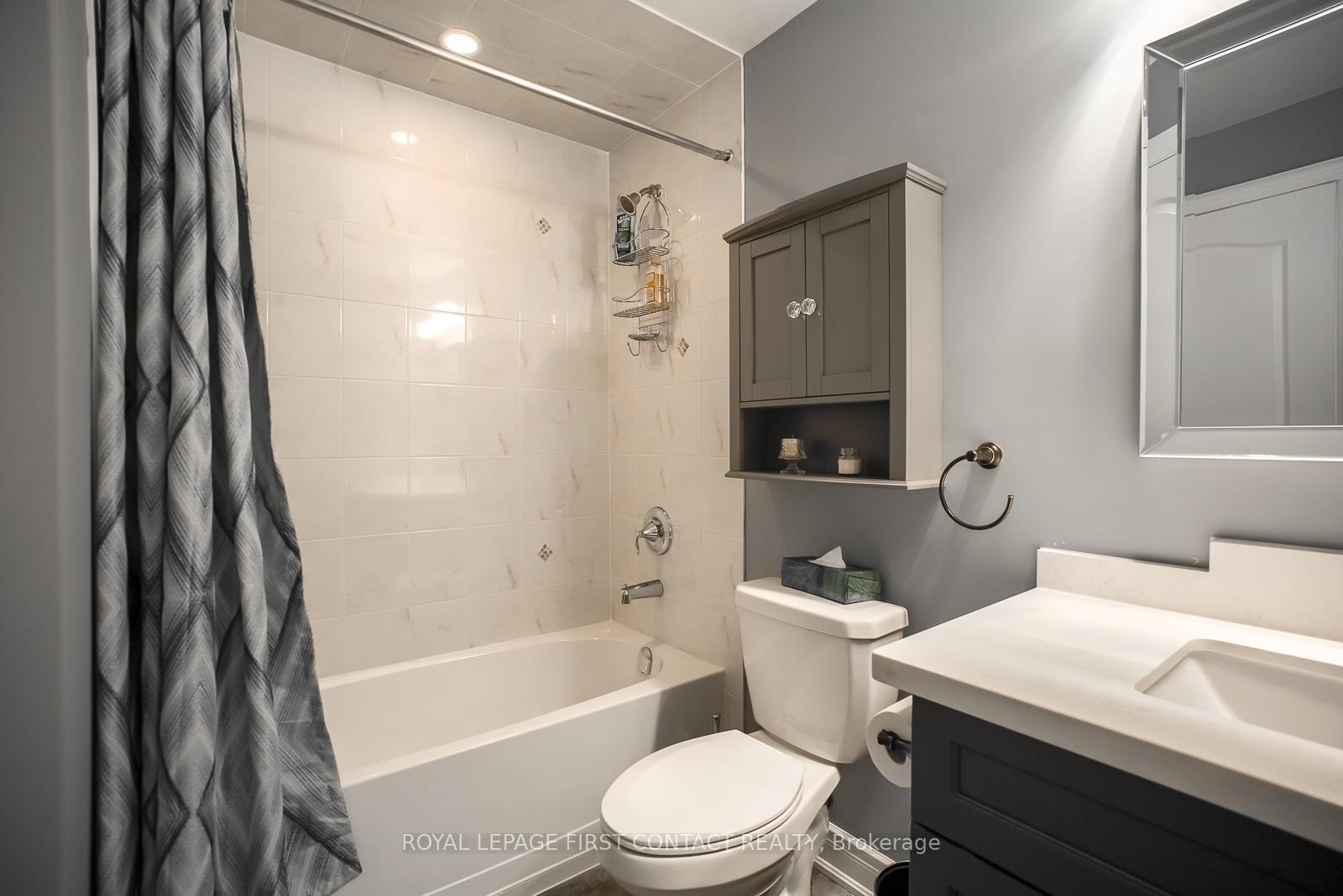 Photo 19 of Unit 101, 720 Yonge Street, Barrie, Painswick South — HOMEH