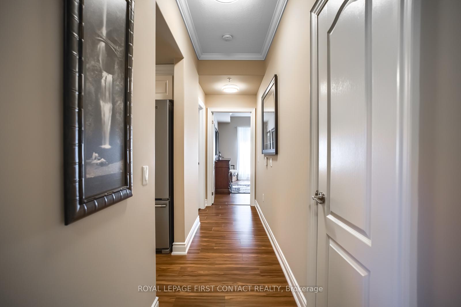 Photo 5 of Unit 101, 720 Yonge Street, Barrie, Painswick South — HOMEH