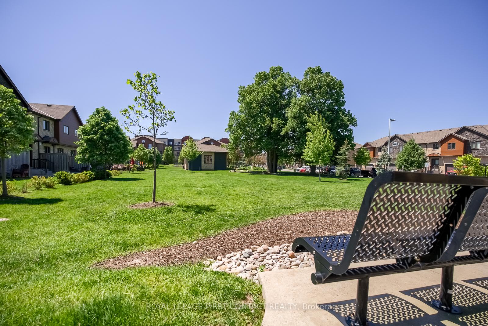 Photo 17 of Unit 101, 720 Yonge Street, Barrie, Painswick South — HOMEH