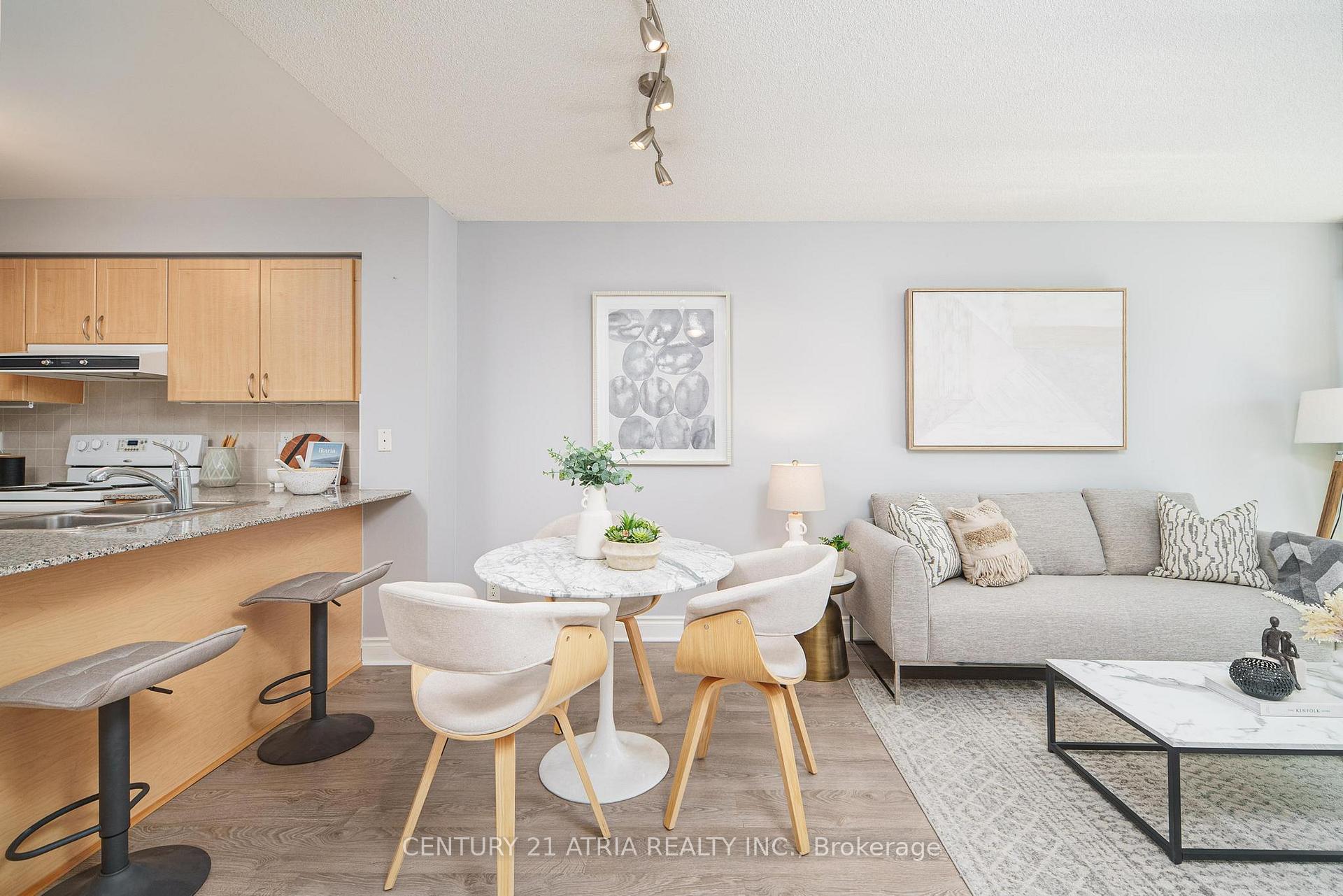 Photo 13 of Unit 608, 55 south town centre Boulevard, Markham, Unionville — HOMEH