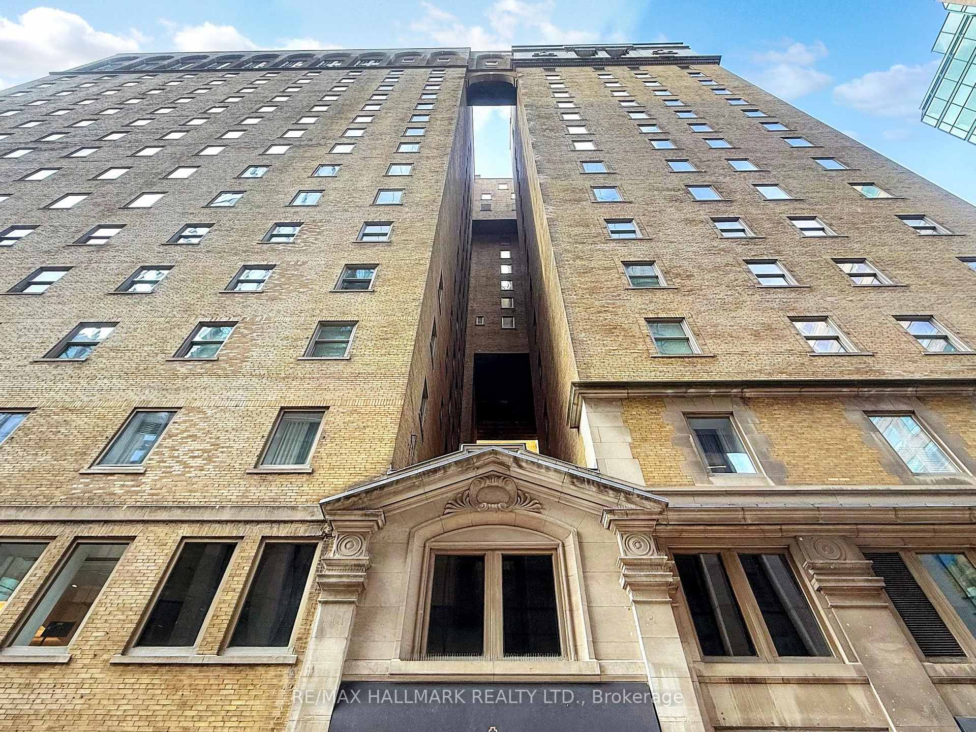 Front of Unit 347, 22 Leader Lane
