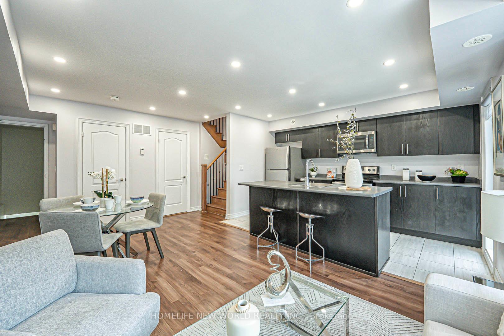 Photo 3 of Unit 324, 20 Dunsheath Way, Markham, Cornell — HOMEH