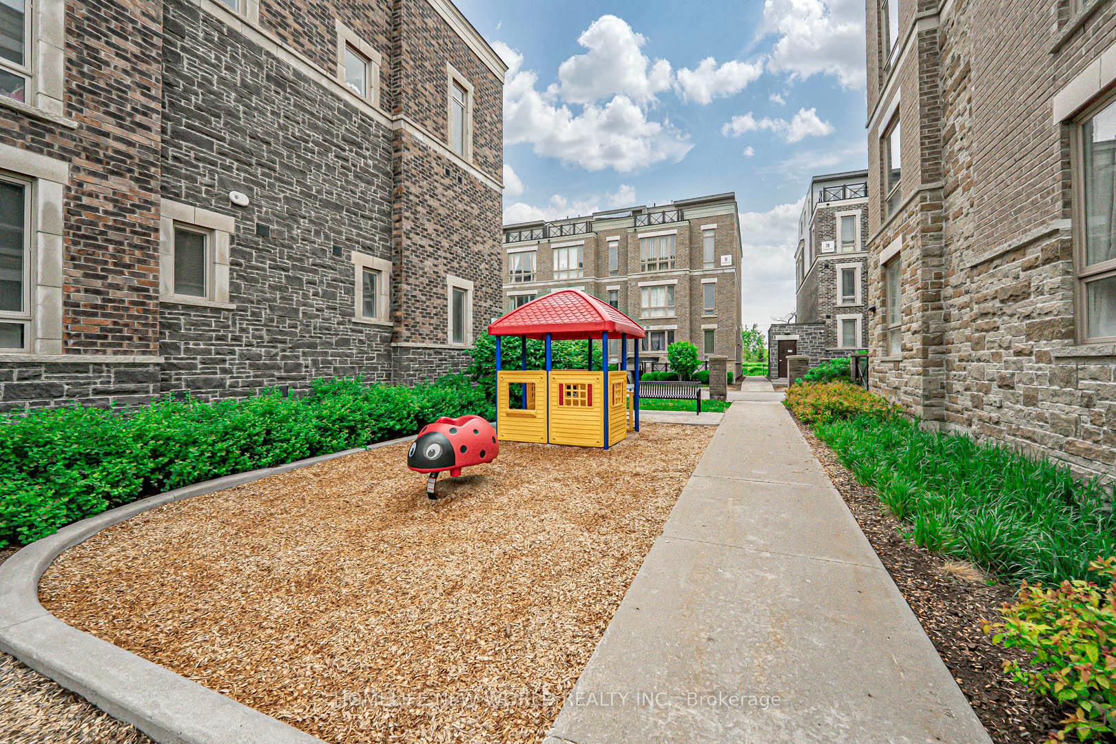 Photo 18 of Unit 324, 20 Dunsheath Way, Markham, Cornell — HOMEH