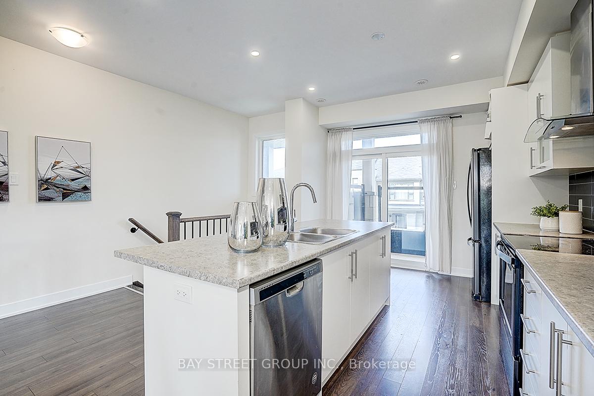 Photo 13 of 23 Donald Fleming Way, Whitby, Pringle Creek — HOMEH