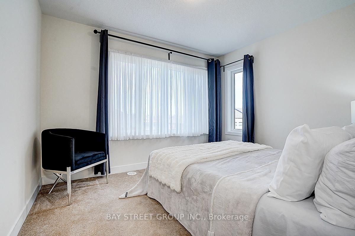Photo 31 of 23 Donald Fleming Way, Whitby, Pringle Creek — HOMEH