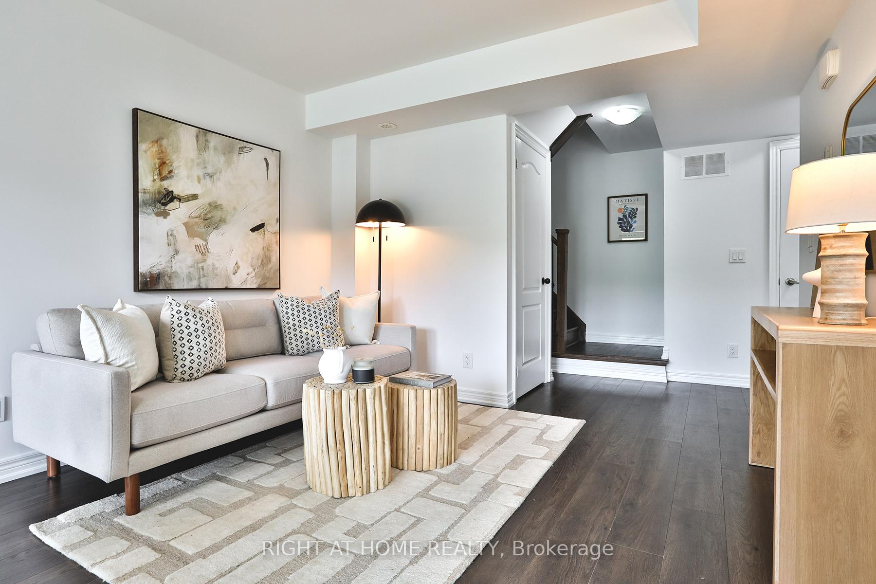 Photo 3 of Unit 115, 2 Dunsheath Way, Markham, Cornell — HOMEH