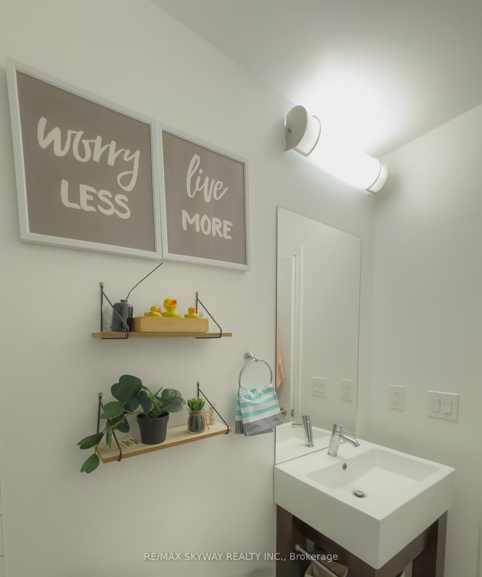 Photo 12 of Unit 912, 840 Queens Plate Drive, Etobicoke, West Humber-Clairville — HOMEH