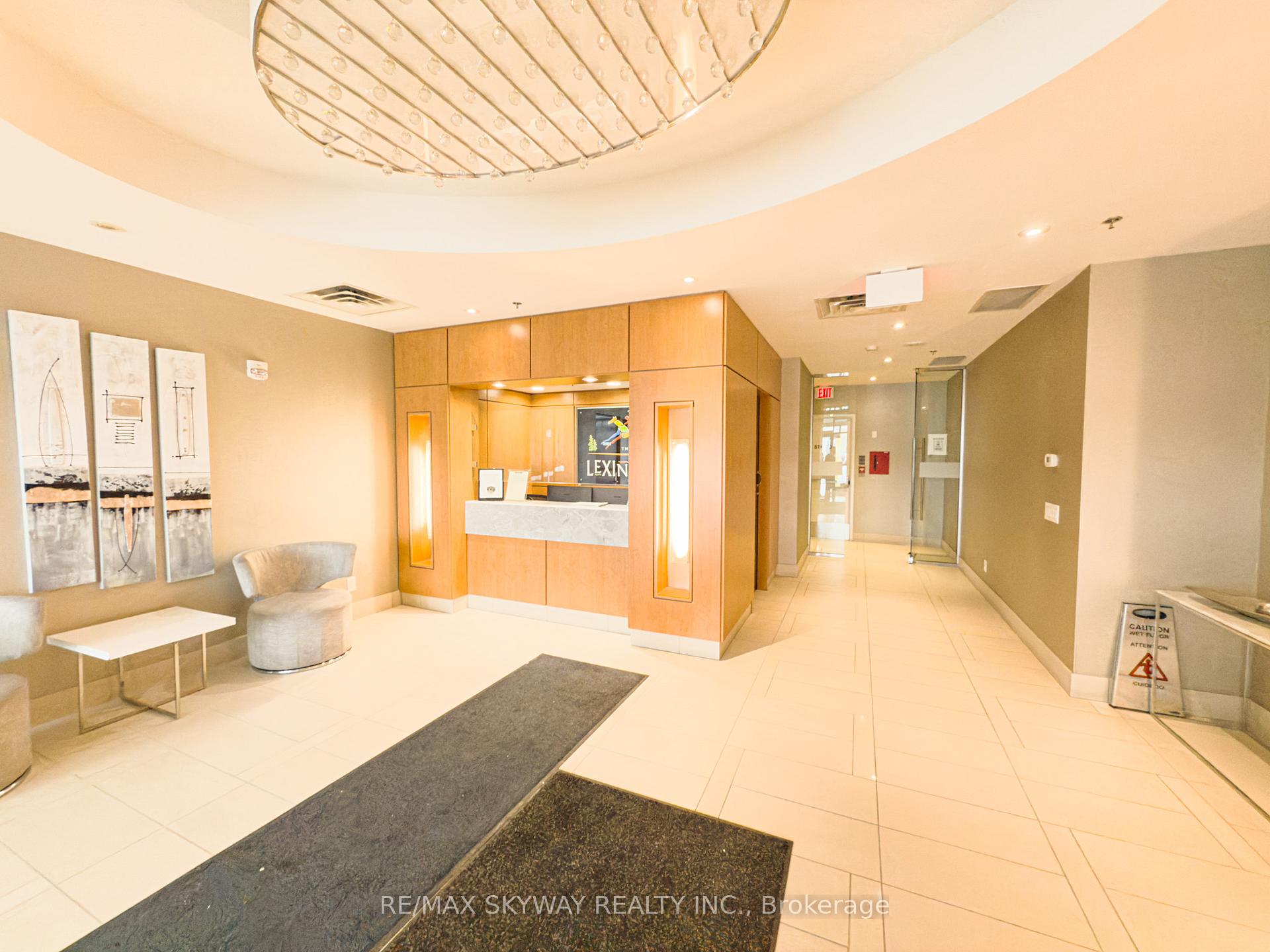 Photo 18 of Unit 912, 840 Queens Plate Drive, Etobicoke, West Humber-Clairville — HOMEH