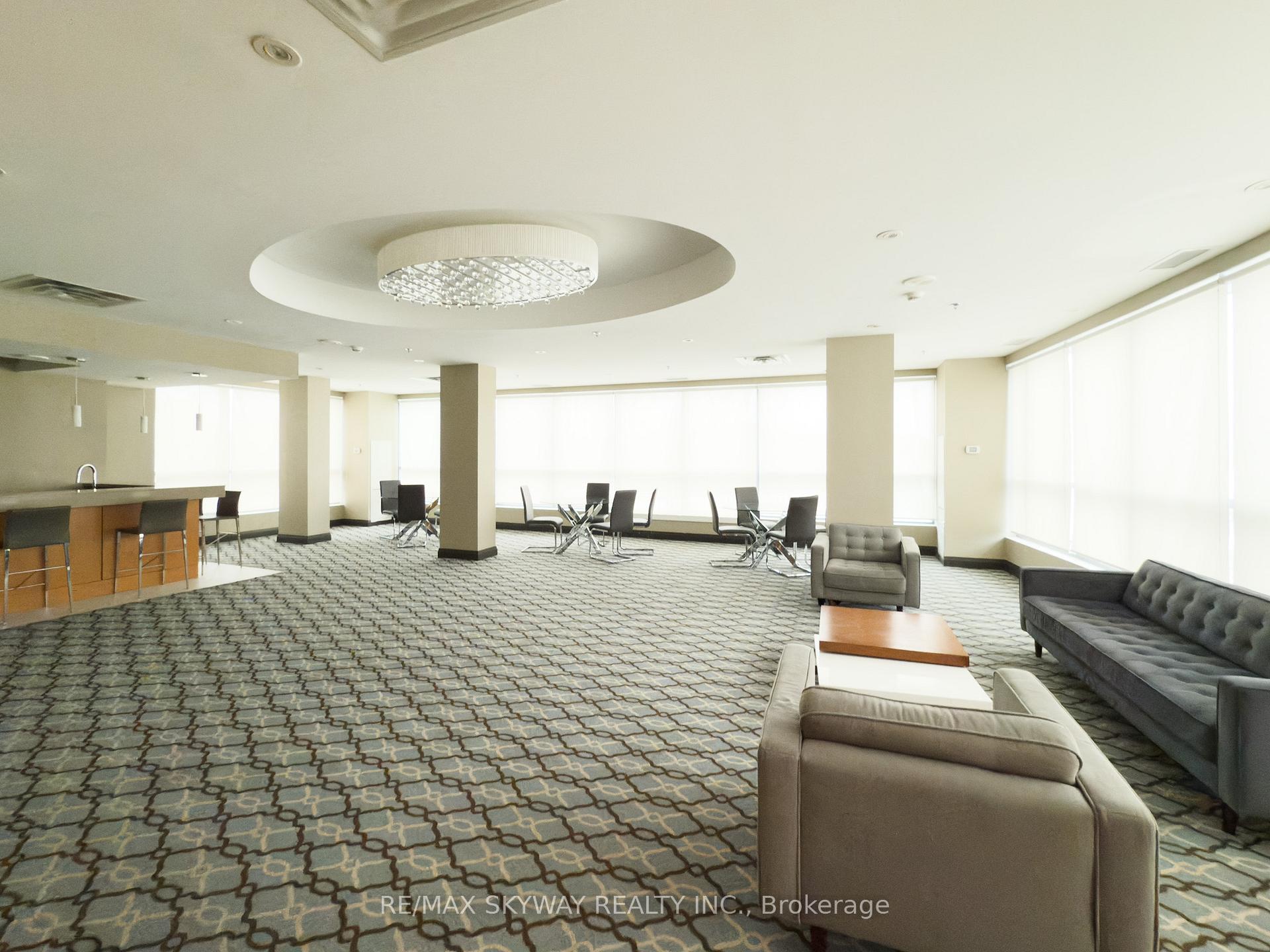 Photo 22 of Unit 912, 840 Queens Plate Drive, Etobicoke, West Humber-Clairville — HOMEH
