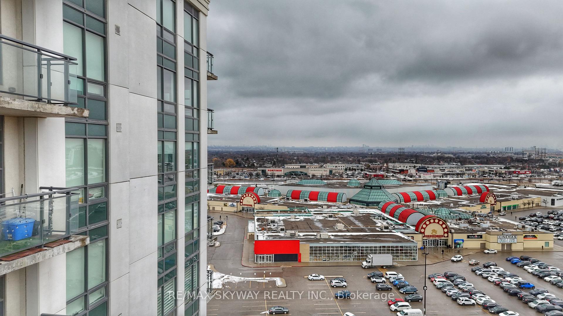 Photo 23 of Unit 912, 840 Queens Plate Drive, Etobicoke, West Humber-Clairville — HOMEH