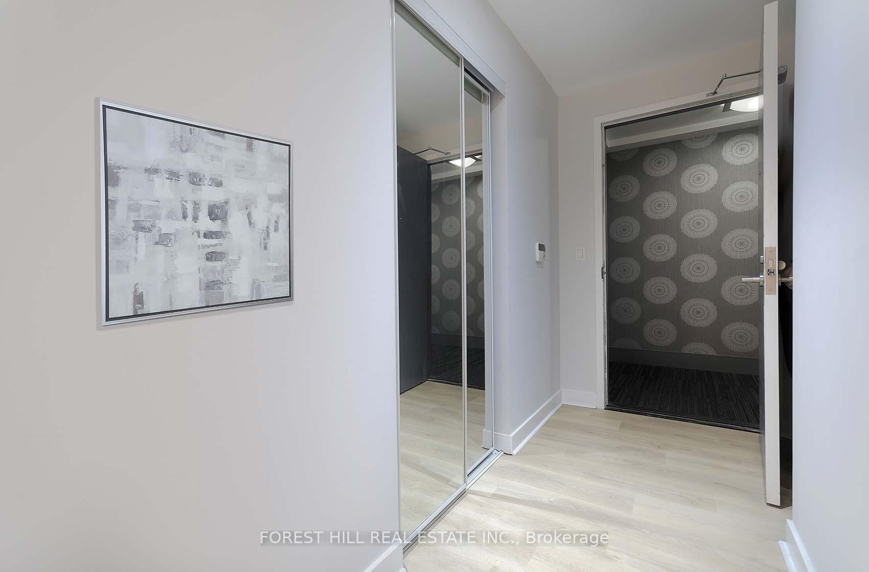 Photo 4 of Unit 401, 58 Orchard View Boulevard, Toronto, Yonge-Eglinton — HOMEH