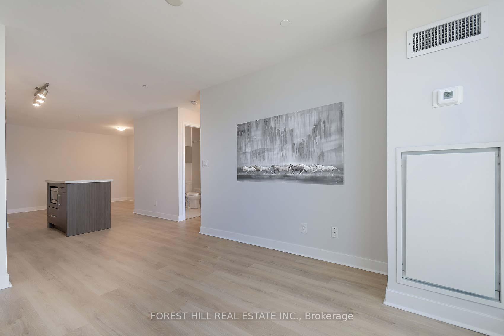 Photo 5 of Unit 401, 58 Orchard View Boulevard, Toronto, Yonge-Eglinton — HOMEH