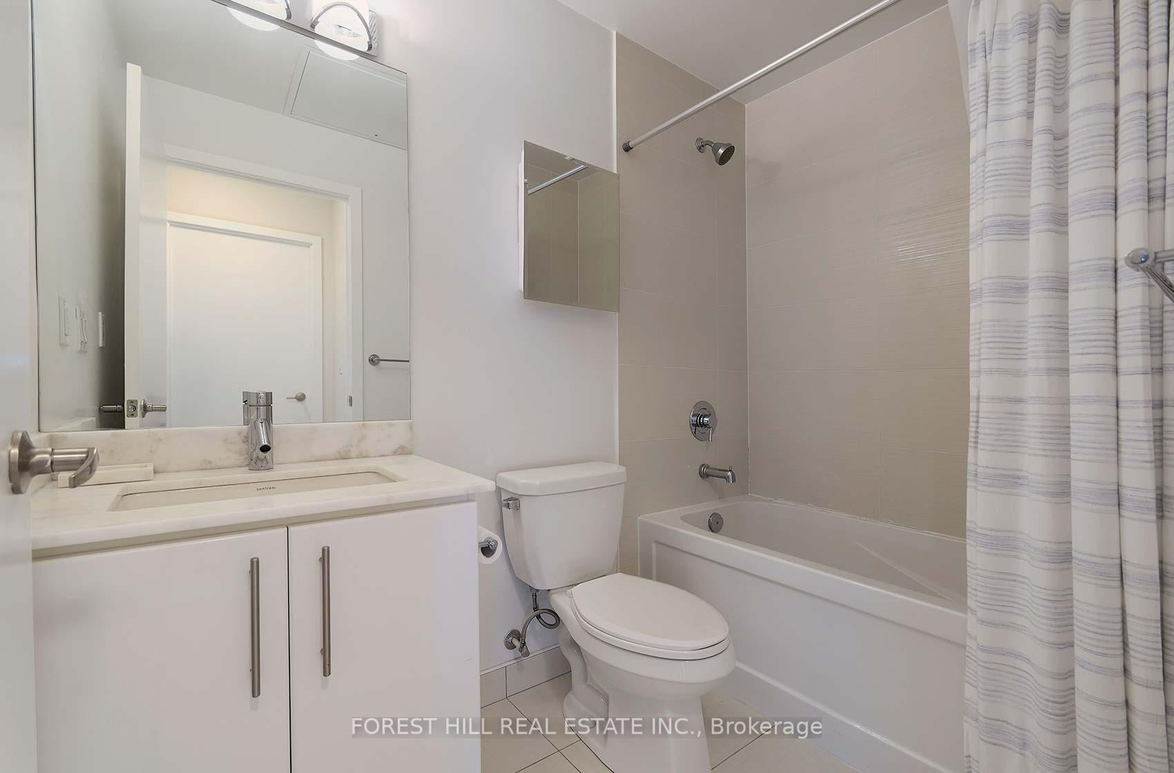 Photo 6 of Unit 401, 58 Orchard View Boulevard, Toronto, Yonge-Eglinton — HOMEH