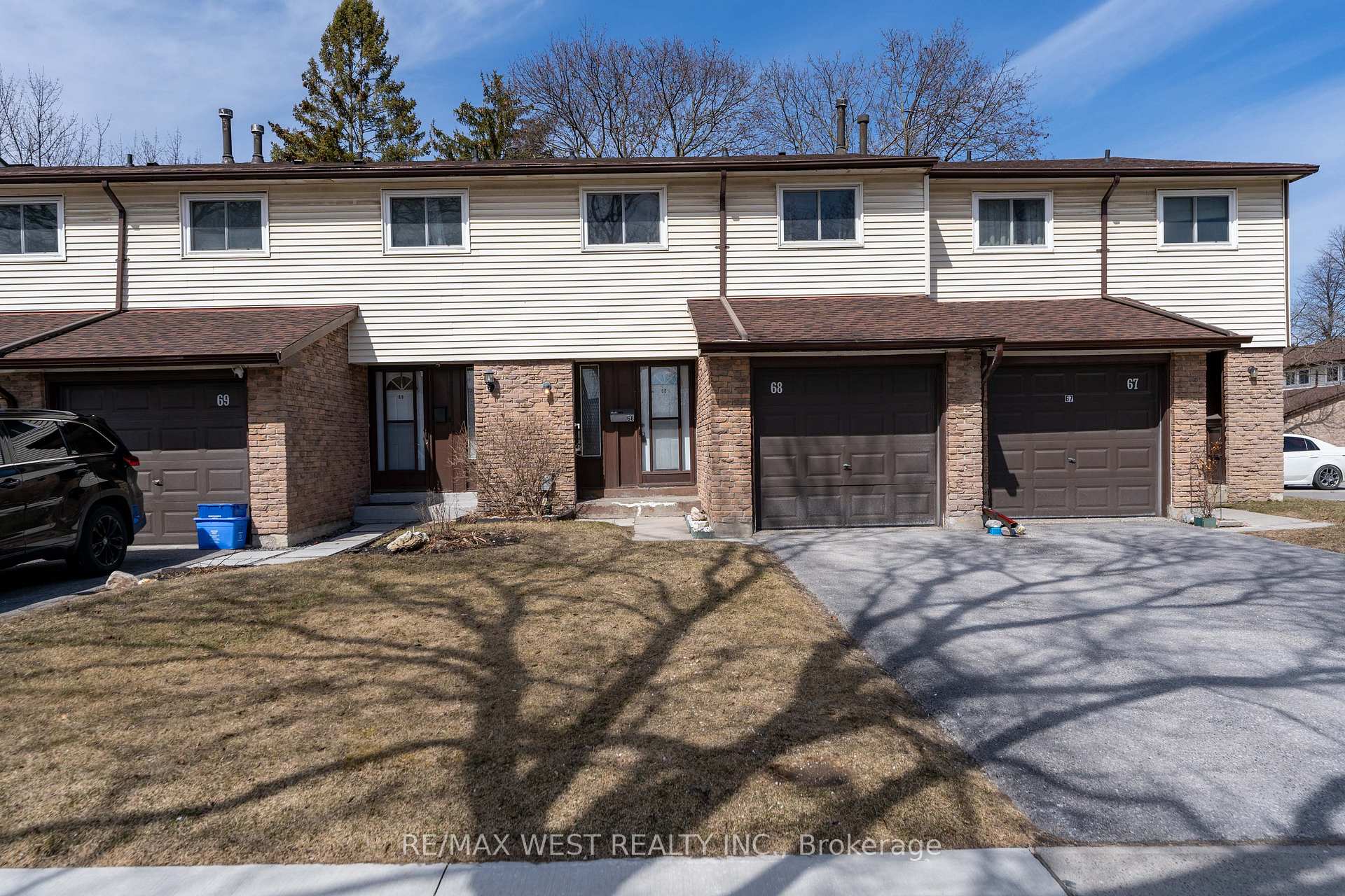 Front of Unit 68, 222 Pearson Street