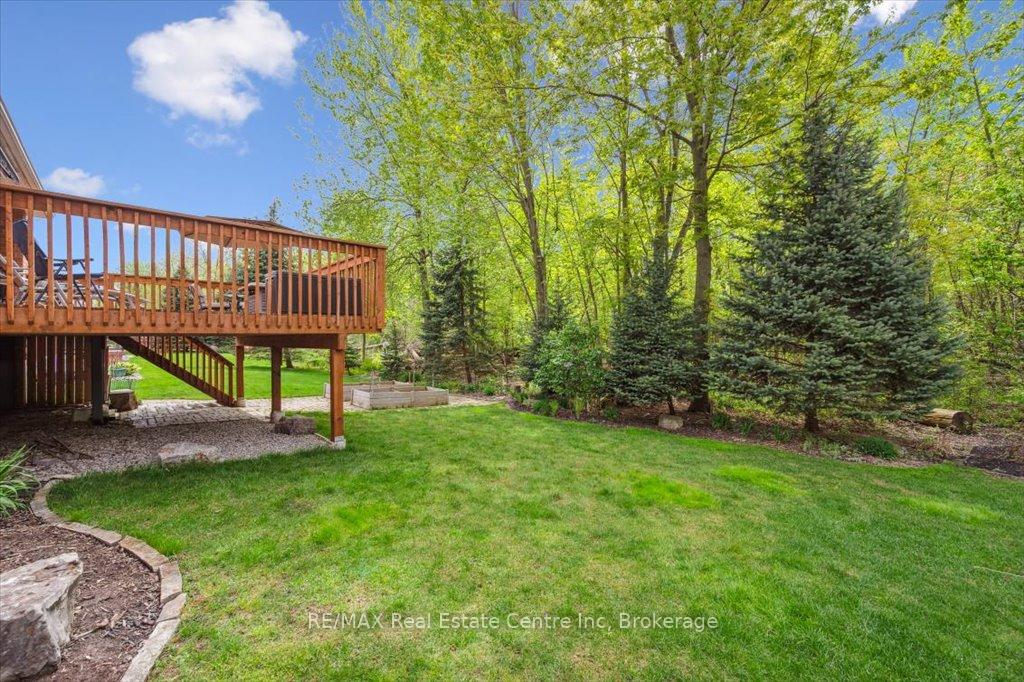 Photo 2 of 758 Willow Road, Guelph, Willow West/Sugarbush/West Acres — HOMEH