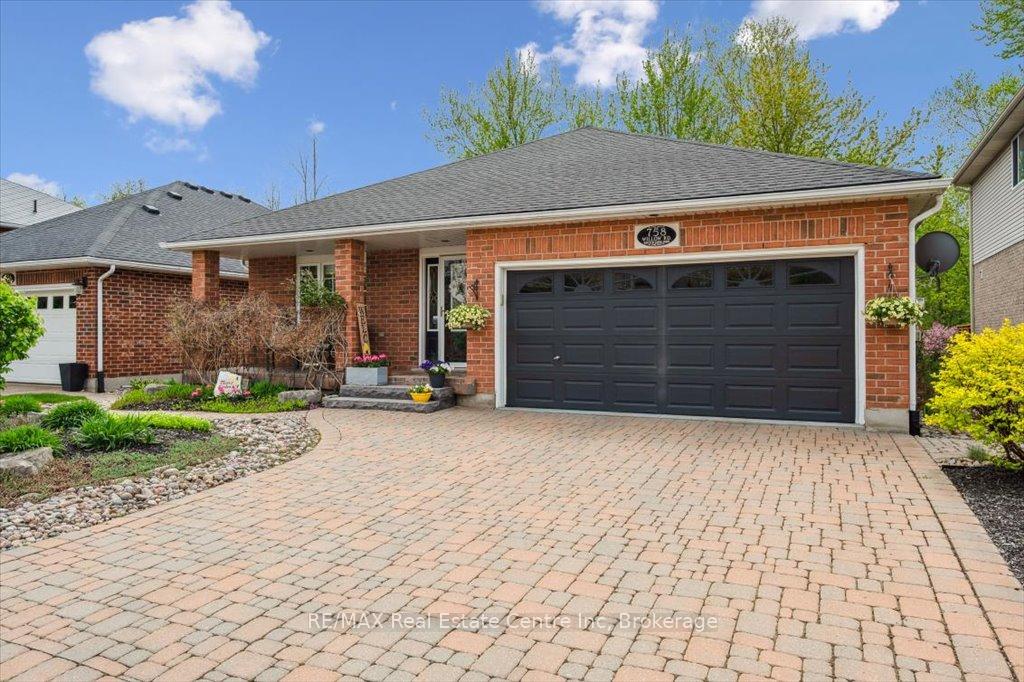 Photo 5 of 758 Willow Road, Guelph, Willow West/Sugarbush/West Acres — HOMEH
