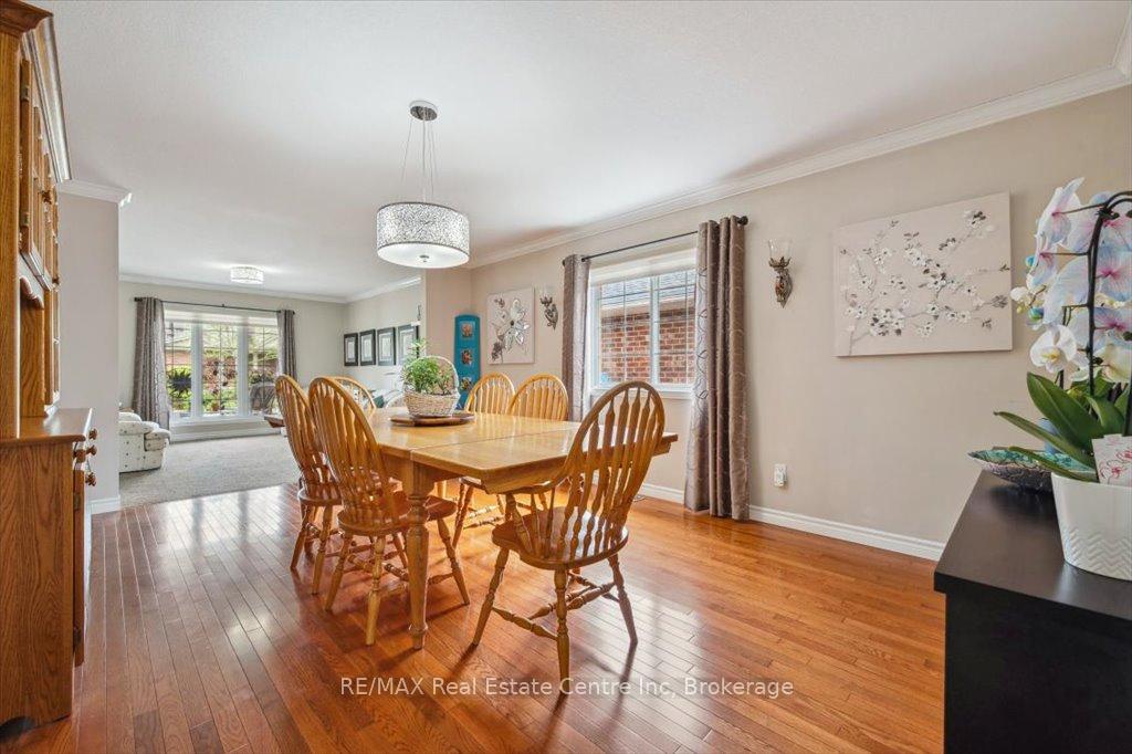 Photo 14 of 758 Willow Road, Guelph, Willow West/Sugarbush/West Acres — HOMEH