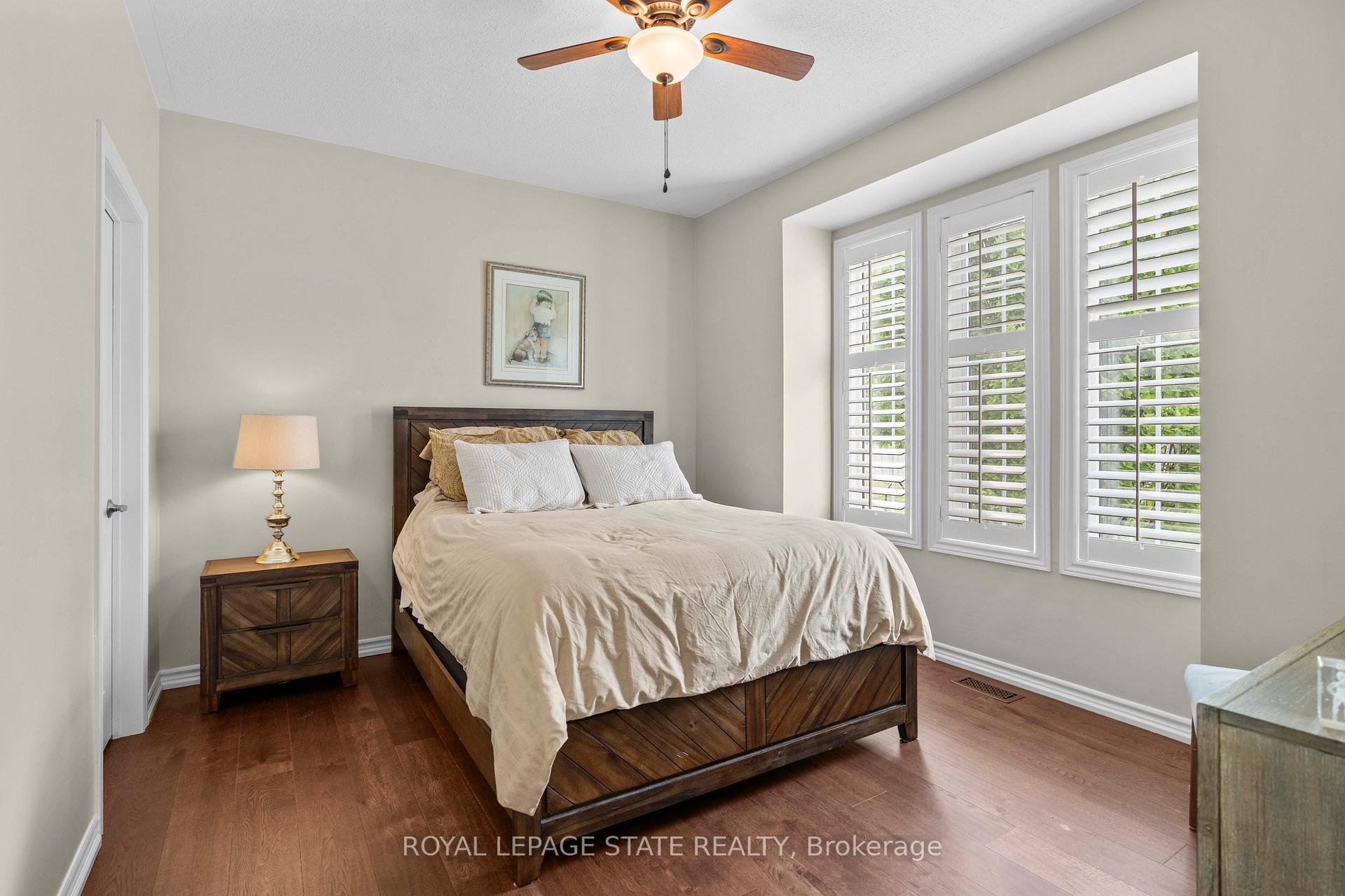 Photo 8 of 66 Silverbirch Boulevard, Hamilton, Rural Glanbrook — HOMEH