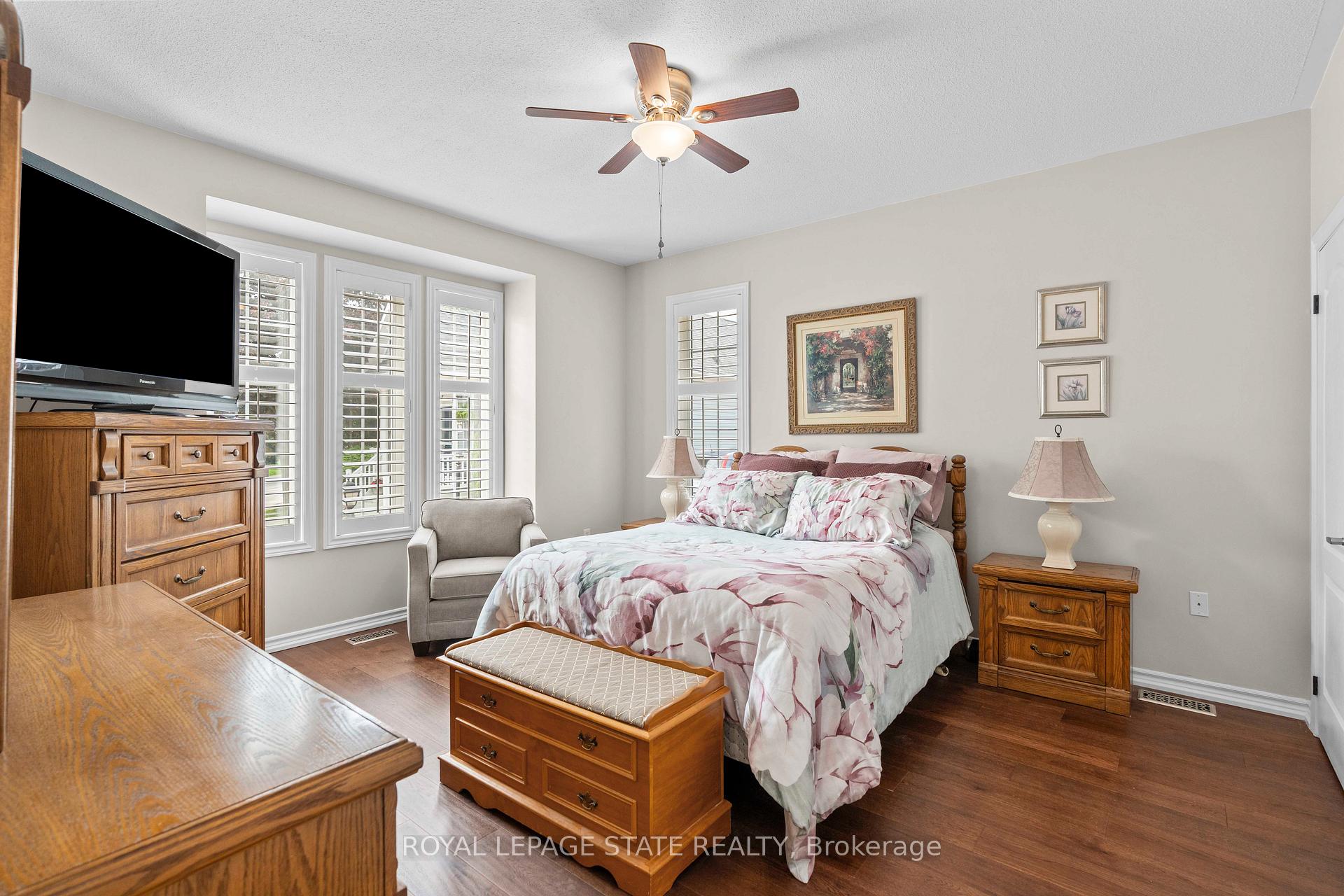 Photo 14 of 66 Silverbirch Boulevard, Hamilton, Rural Glanbrook — HOMEH