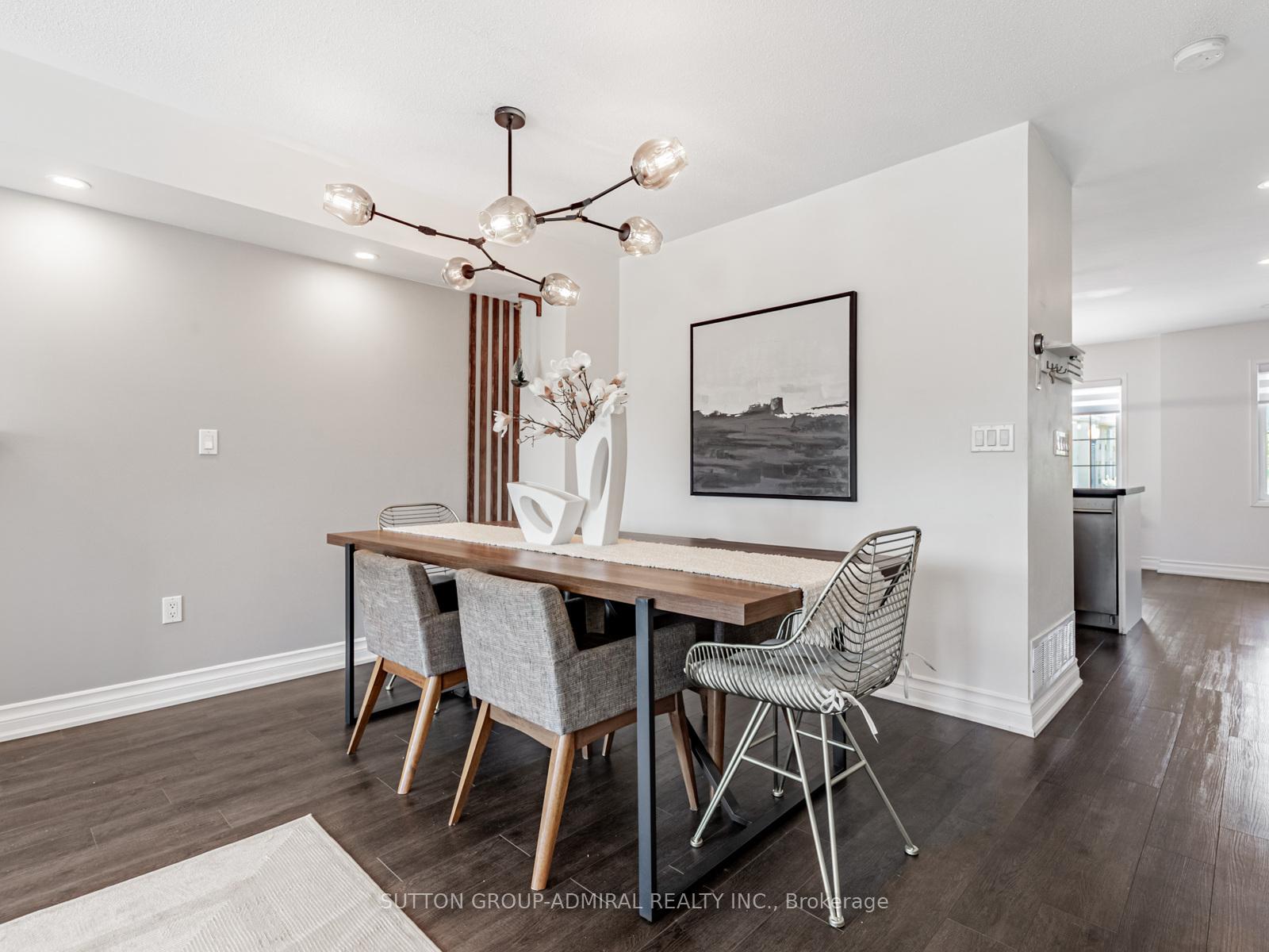 Photo 5 of Unit 6, 385 South Park Road, Markham, Commerce Valley — HOMEH