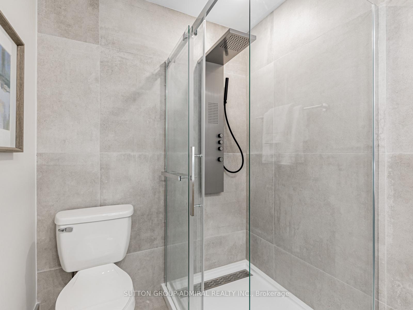 Photo 13 of Unit 6, 385 South Park Road, Markham, Commerce Valley — HOMEH