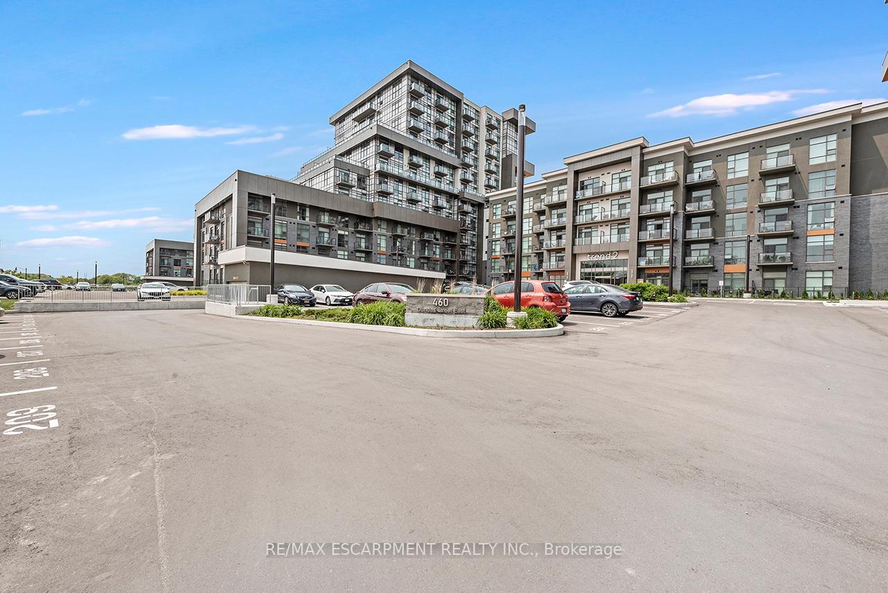Photo 7 of Unit 304, 460 Dundas Street E, Hamilton, Waterdown — HOMEH