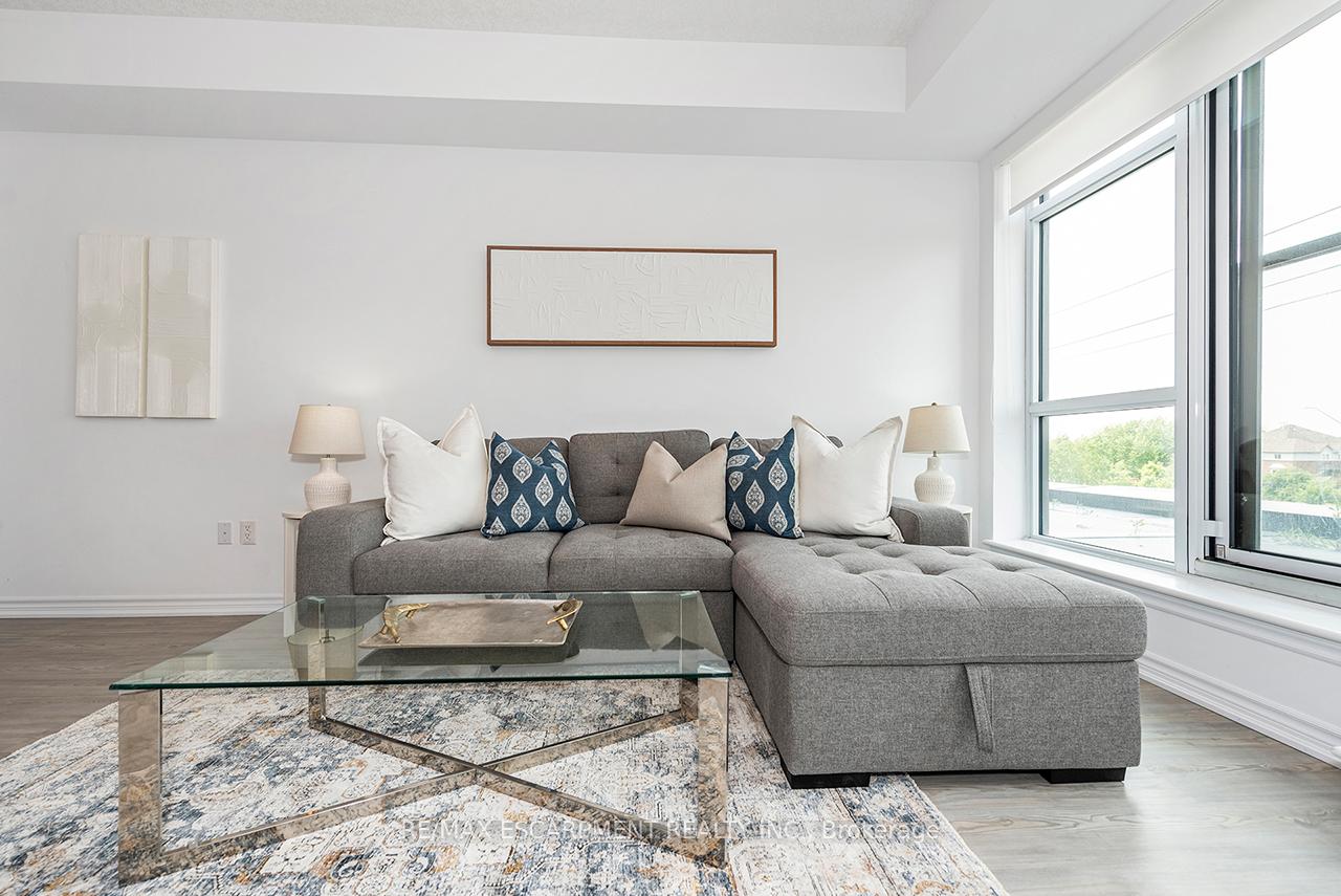 Photo 26 of Unit 304, 460 Dundas Street E, Hamilton, Waterdown — HOMEH