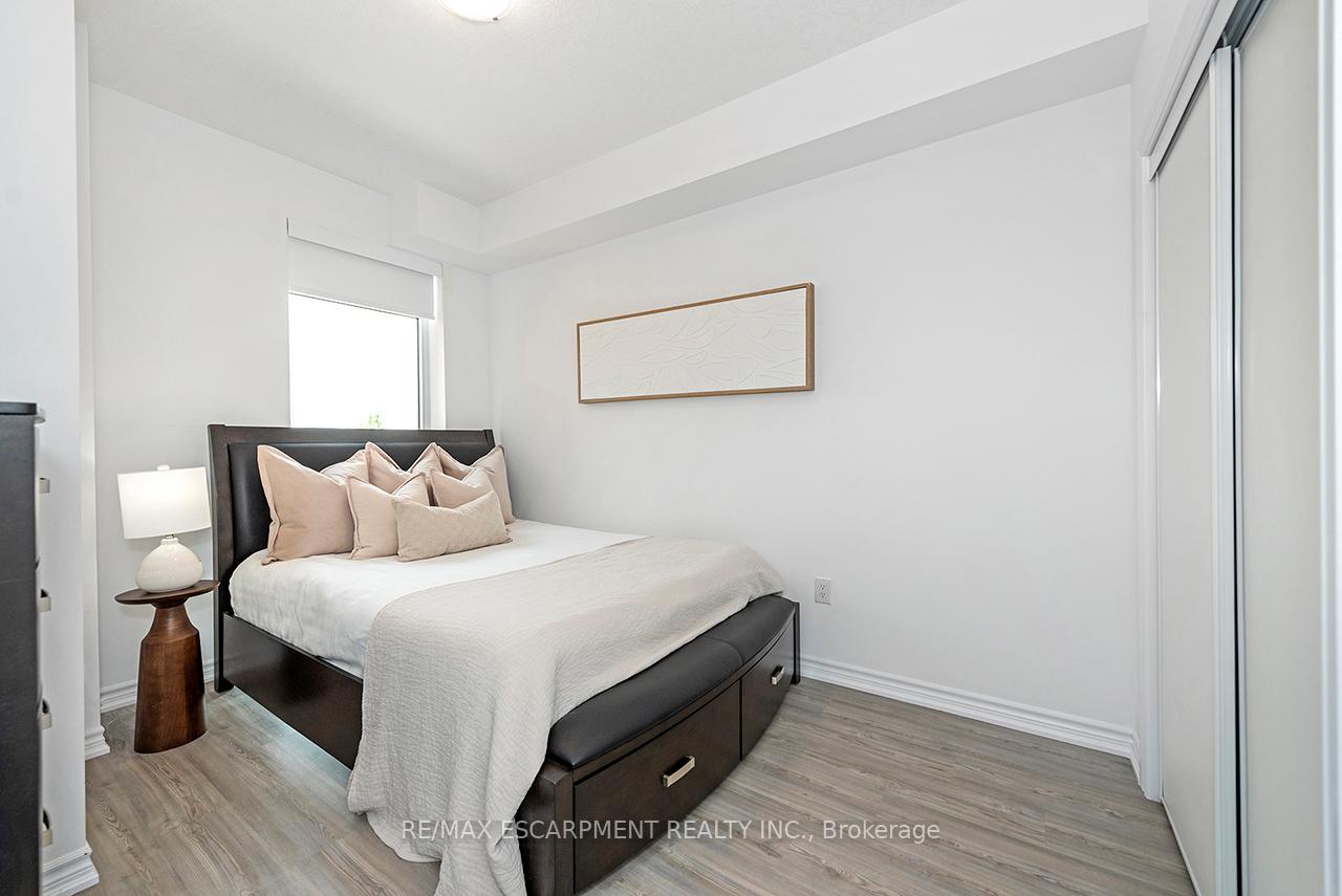 Photo 25 of Unit 304, 460 Dundas Street E, Hamilton, Waterdown — HOMEH