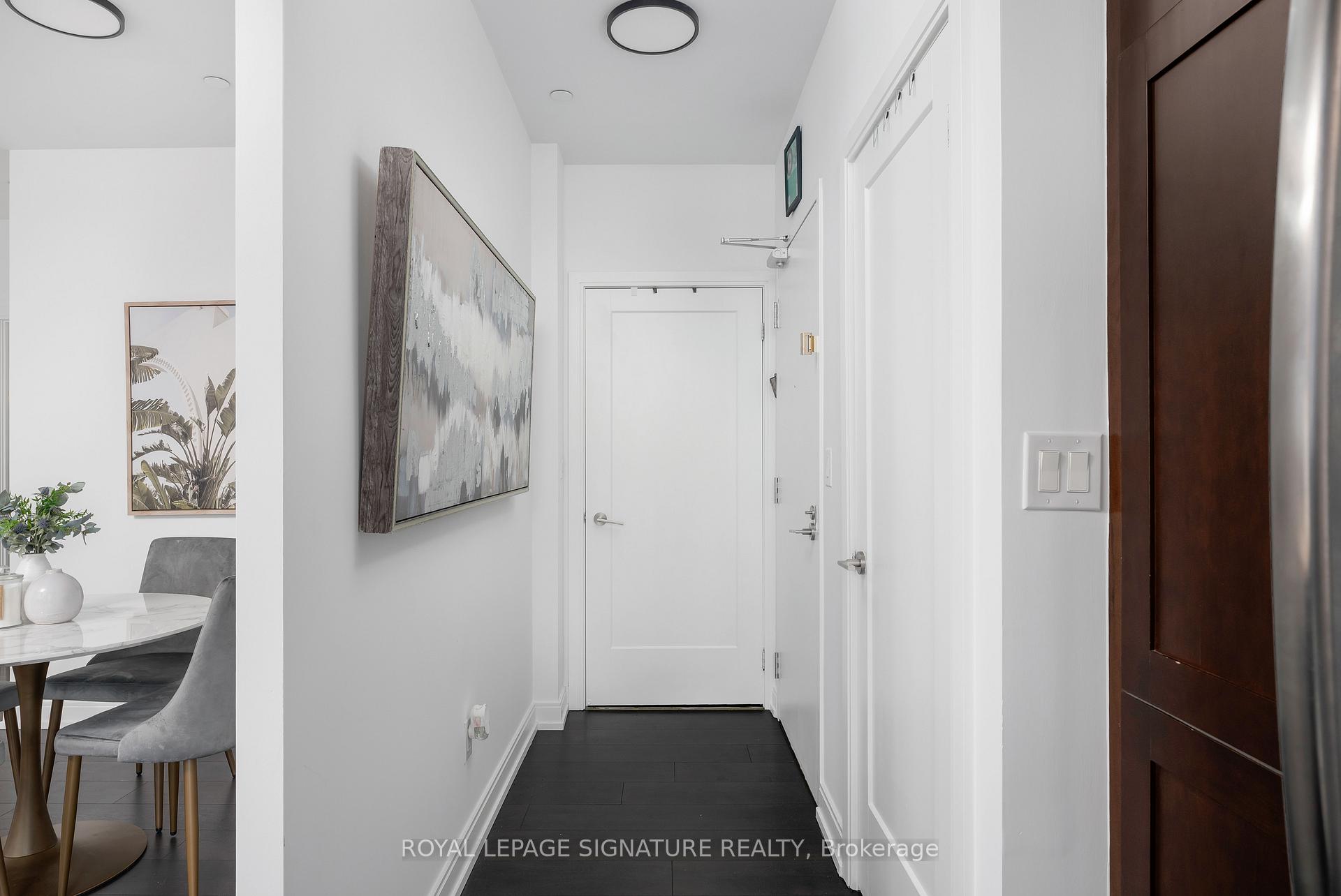 Photo 4 of Unit 707, 540 Bur Oak Avenue, Markham, Berczy — HOMEH
