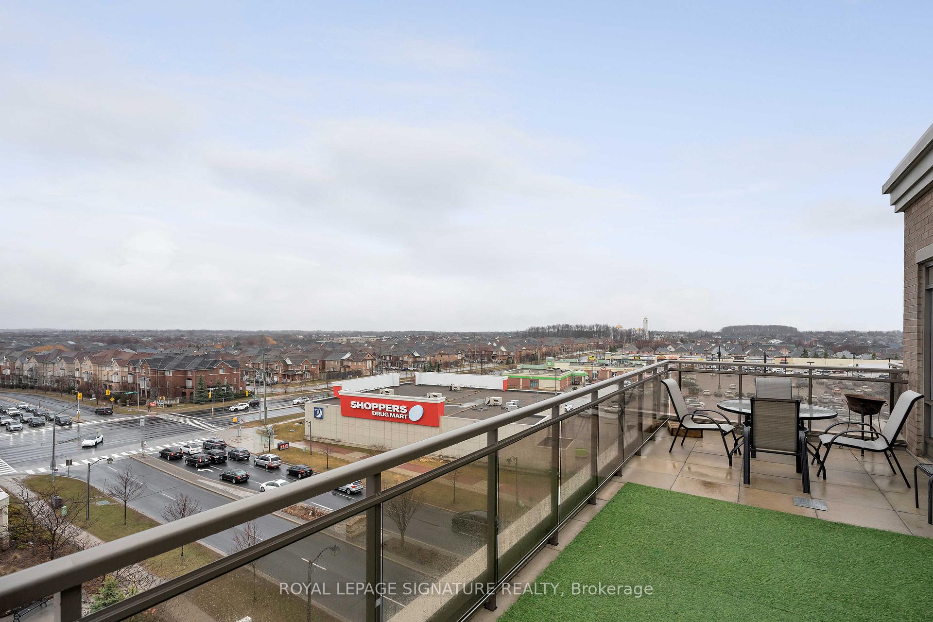 Photo 30 of Unit 707, 540 Bur Oak Avenue, Markham, Berczy — HOMEH