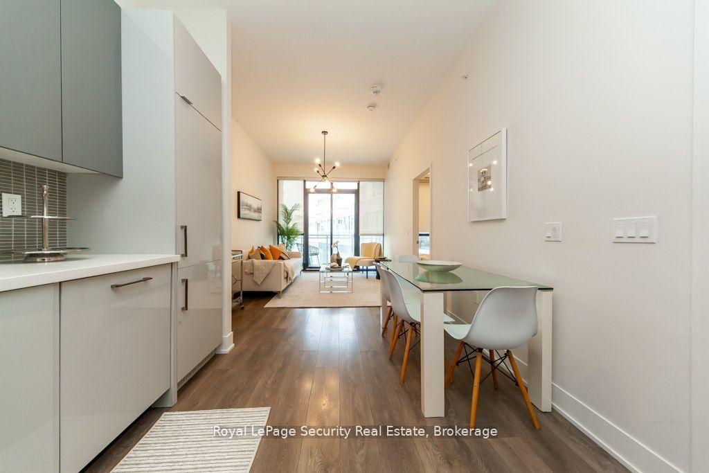 Photo 3 of Unit 606, 2908 Highway 7 Road, Vaughan, Concord — HOMEH