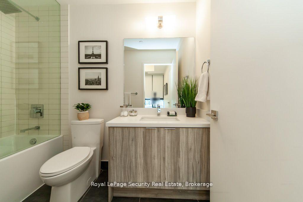 Photo 27 of Unit 606, 2908 Highway 7 Road, Vaughan, Concord — HOMEH