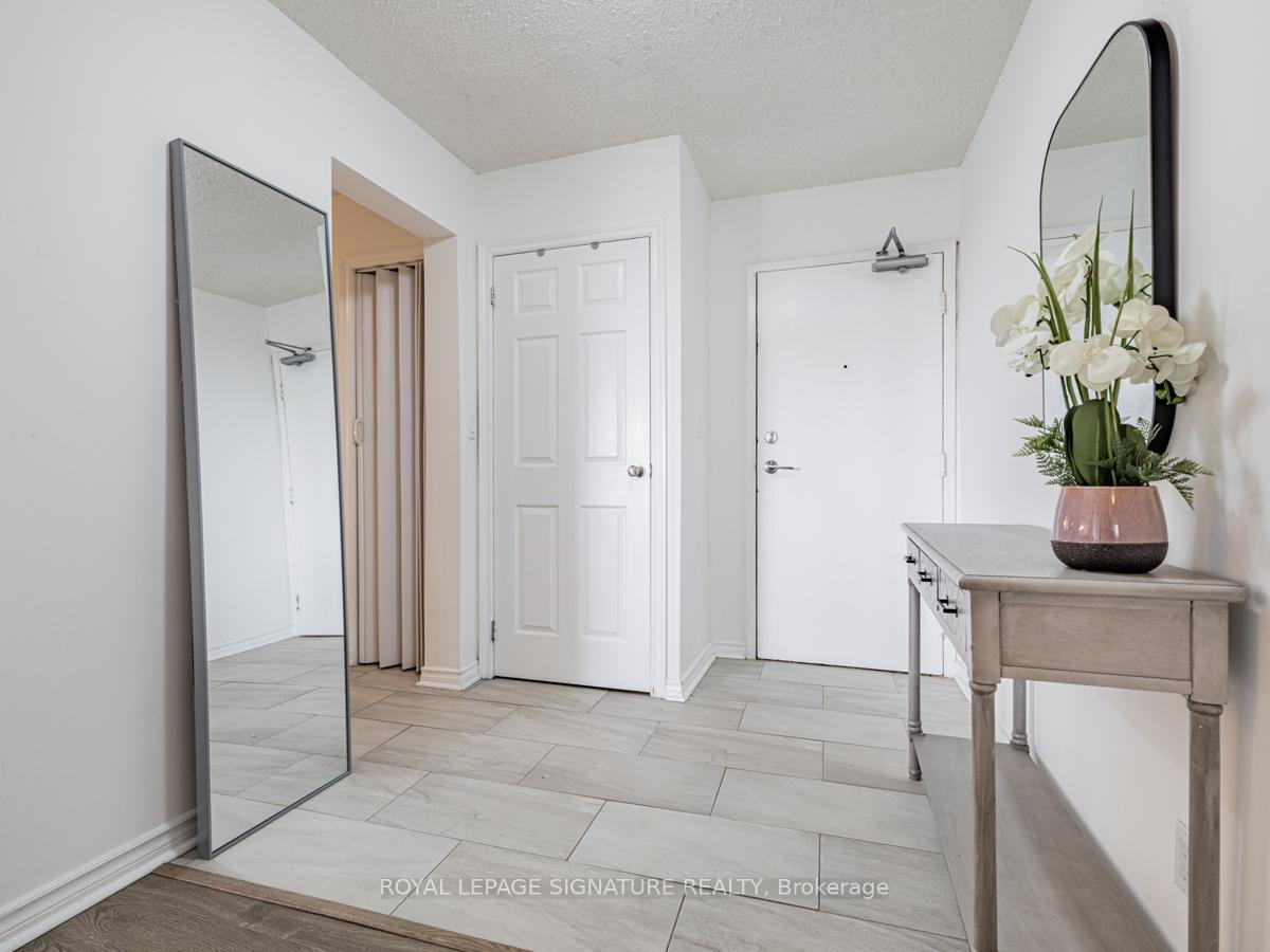 Photo 2 of Unit 1202, 260 Heath Street, Toronto, Forest Hill South — HOMEH