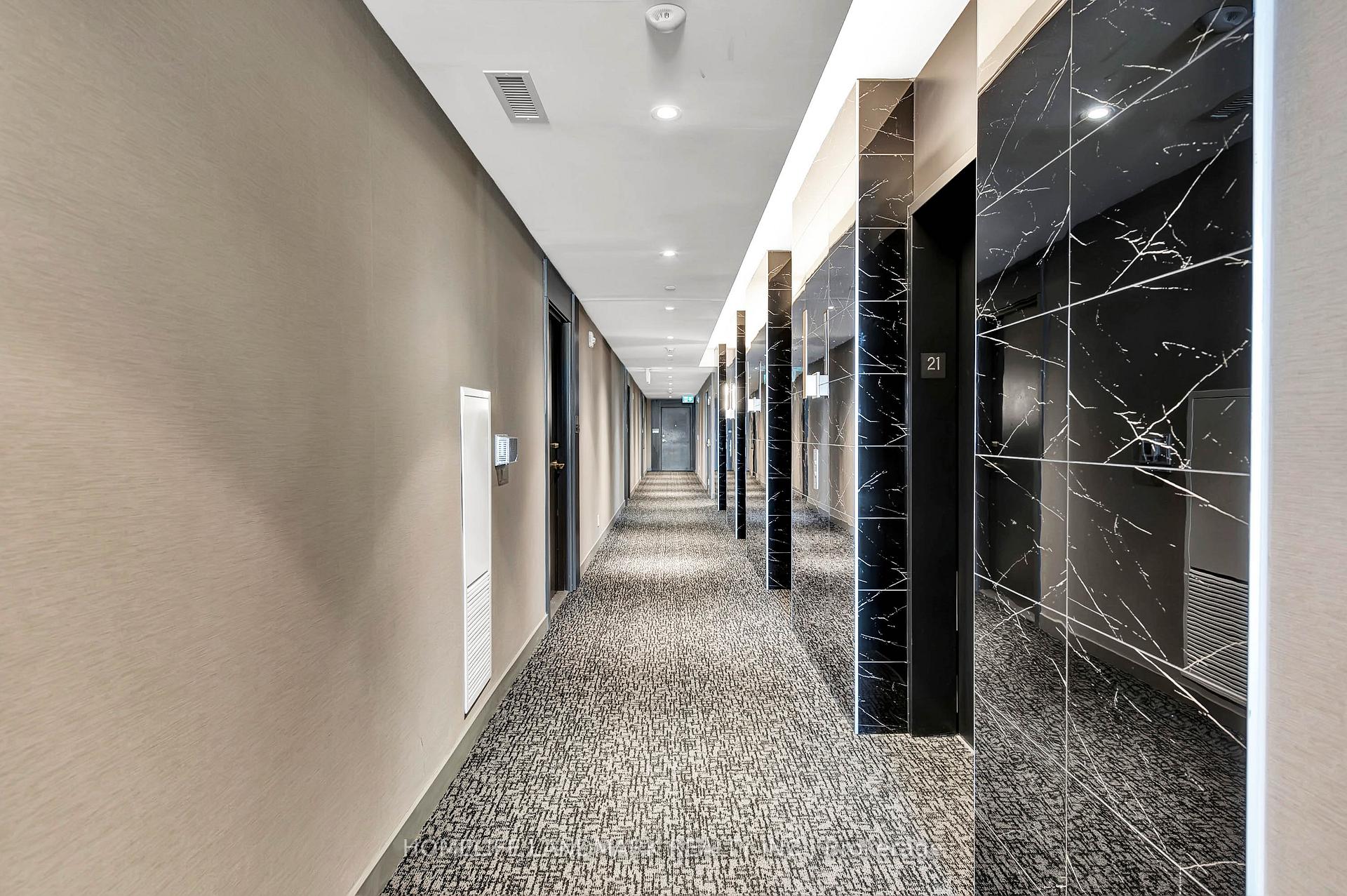 Photo 2 of Unit 2103, 5 buttermill Avenue, Vaughan, Concord — HOMEH