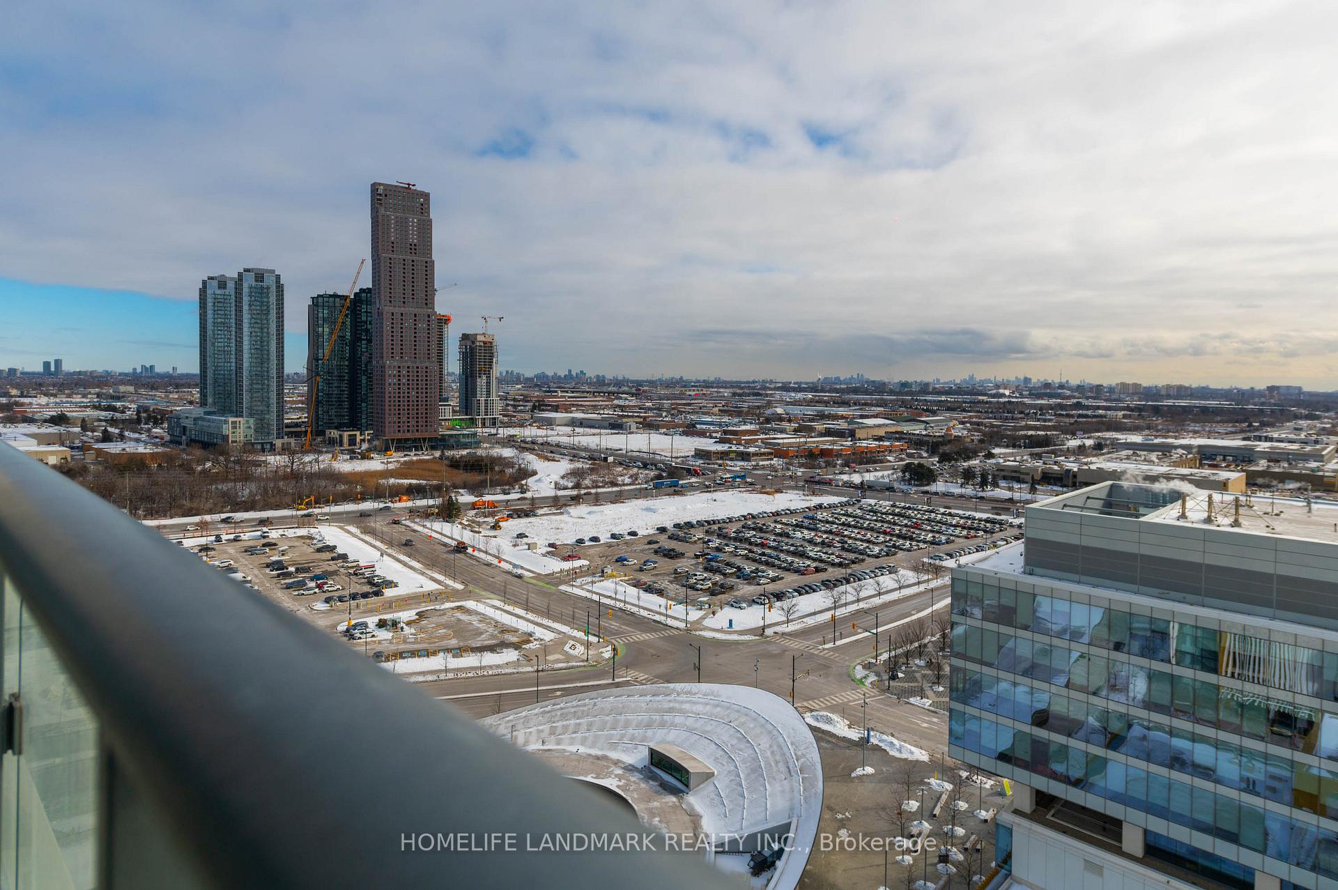 Photo 14 of Unit 2103, 5 buttermill Avenue, Vaughan, Concord — HOMEH