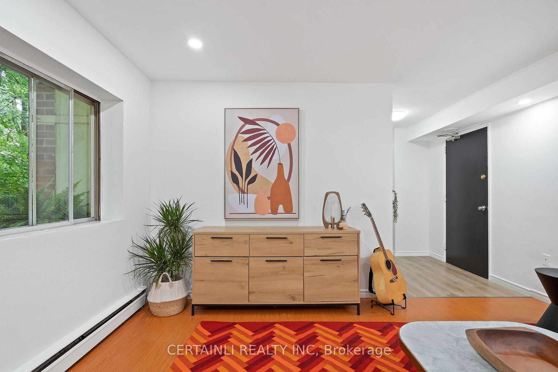 Photo 11 of Unit 201, 1172 Hamilton Road, London, East O — HOMEH