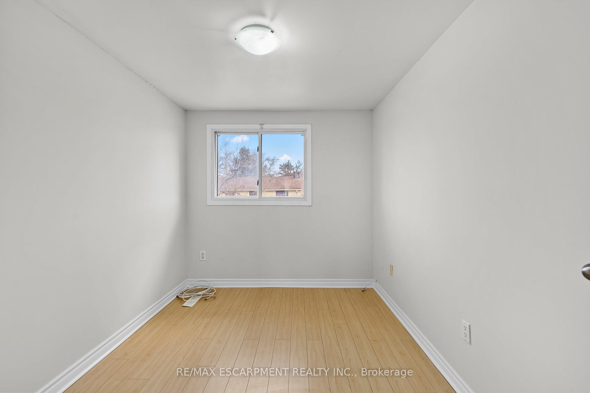 Photo 14 of Unit 18, 120 Quigley Road, Hamilton, Vincent — HOMEH