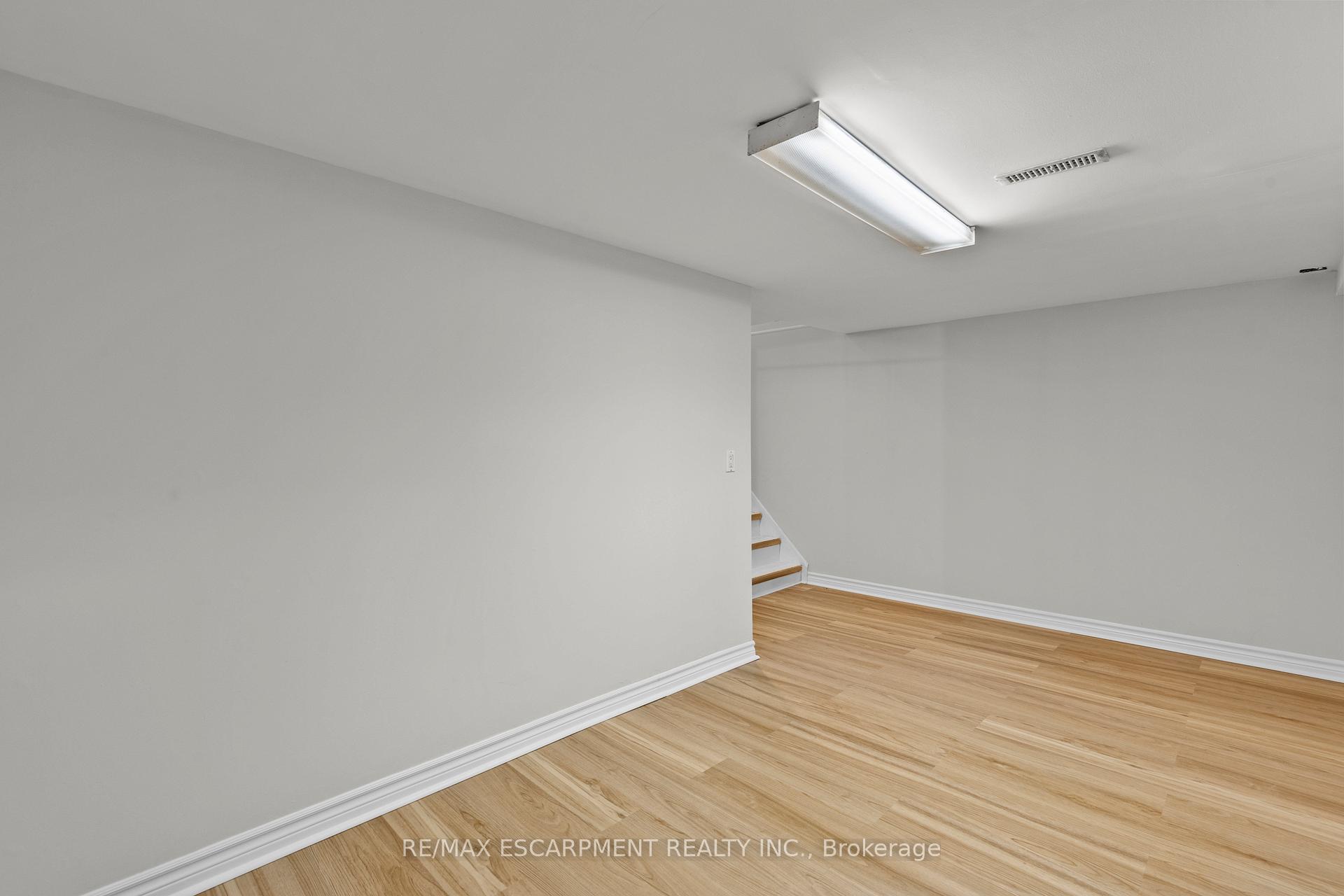 Photo 22 of Unit 18, 120 Quigley Road, Hamilton, Vincent — HOMEH