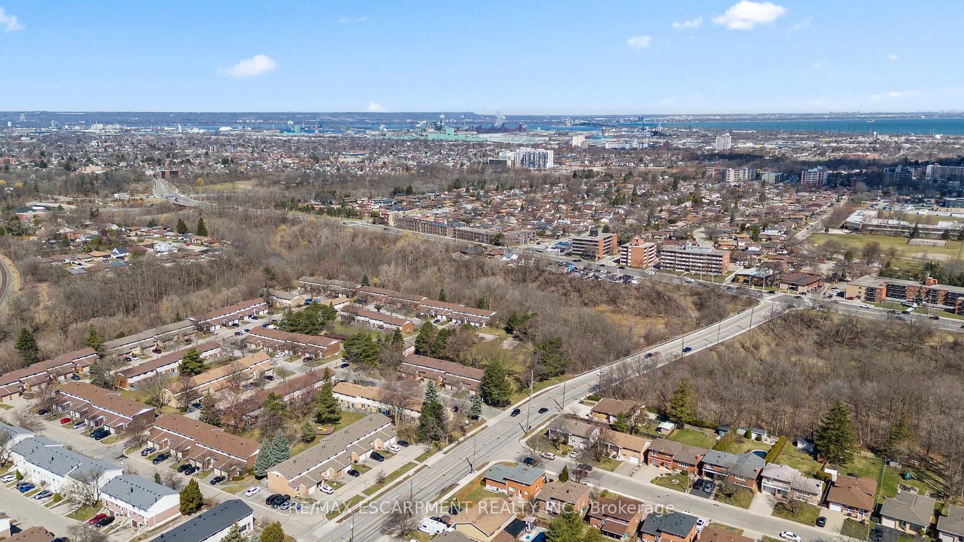 Photo 26 of Unit 18, 120 Quigley Road, Hamilton, Vincent — HOMEH