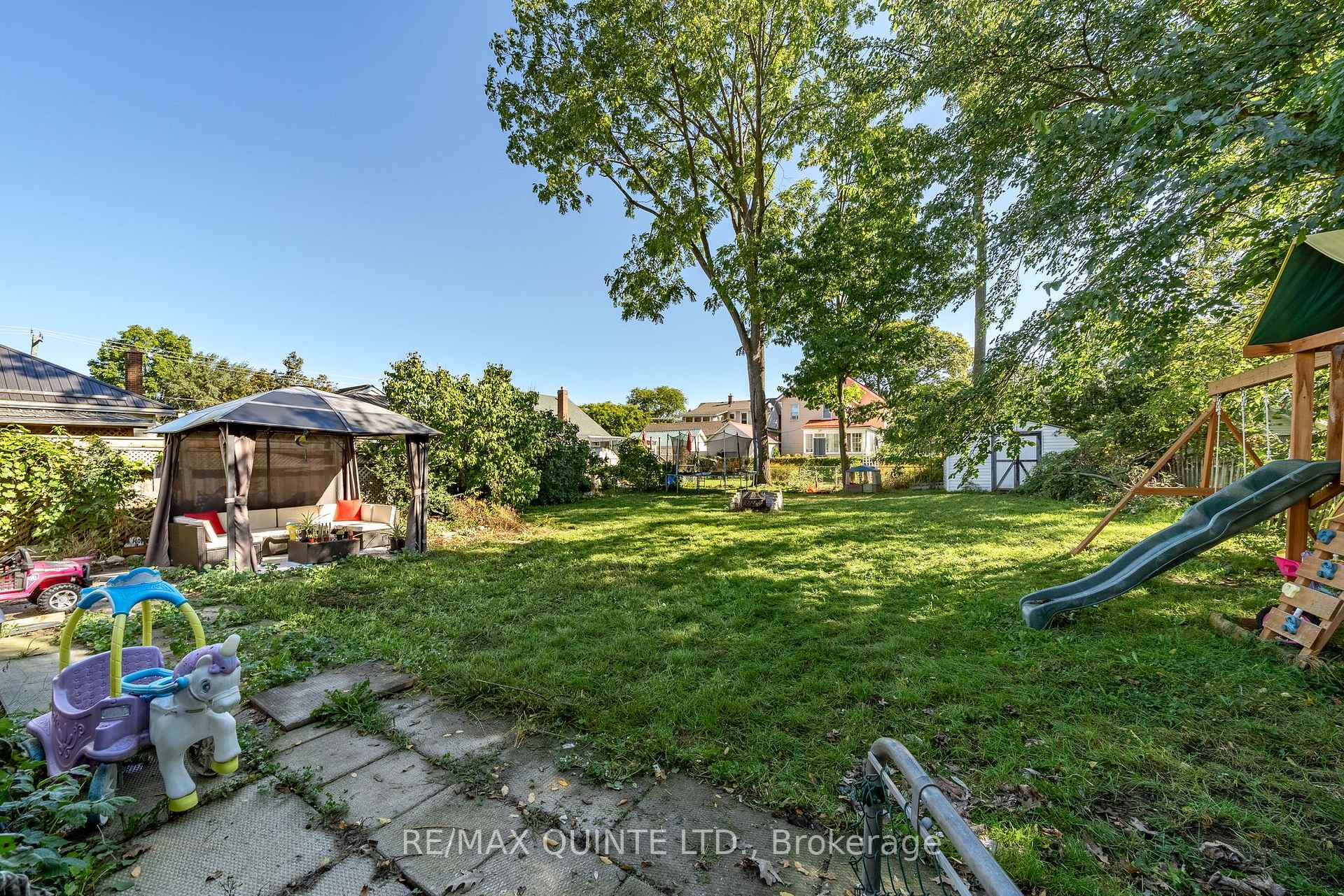 Photo 11 of 135 Lingham Street, Belleville, Belleville Ward — HOMEH