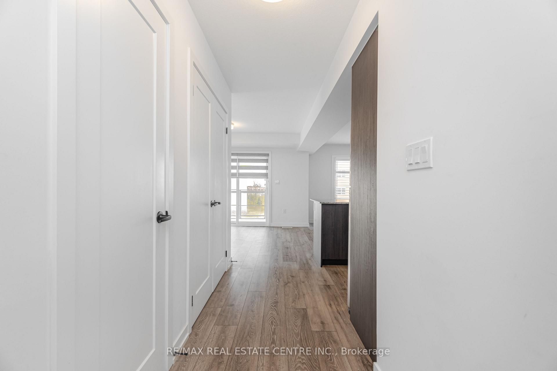 Photo 5 of Unit 237, 237 West Oak Trail S, Kitchener — HOMEH
