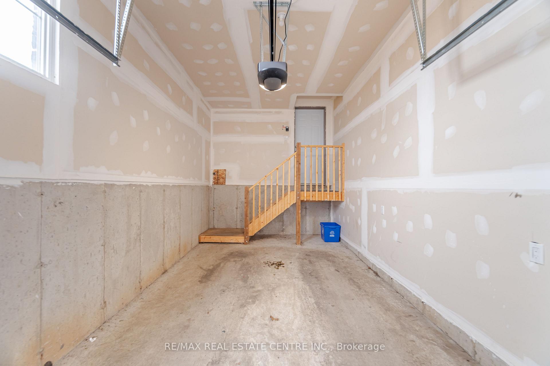 Photo 33 of Unit 237, 237 West Oak Trail S, Kitchener — HOMEH