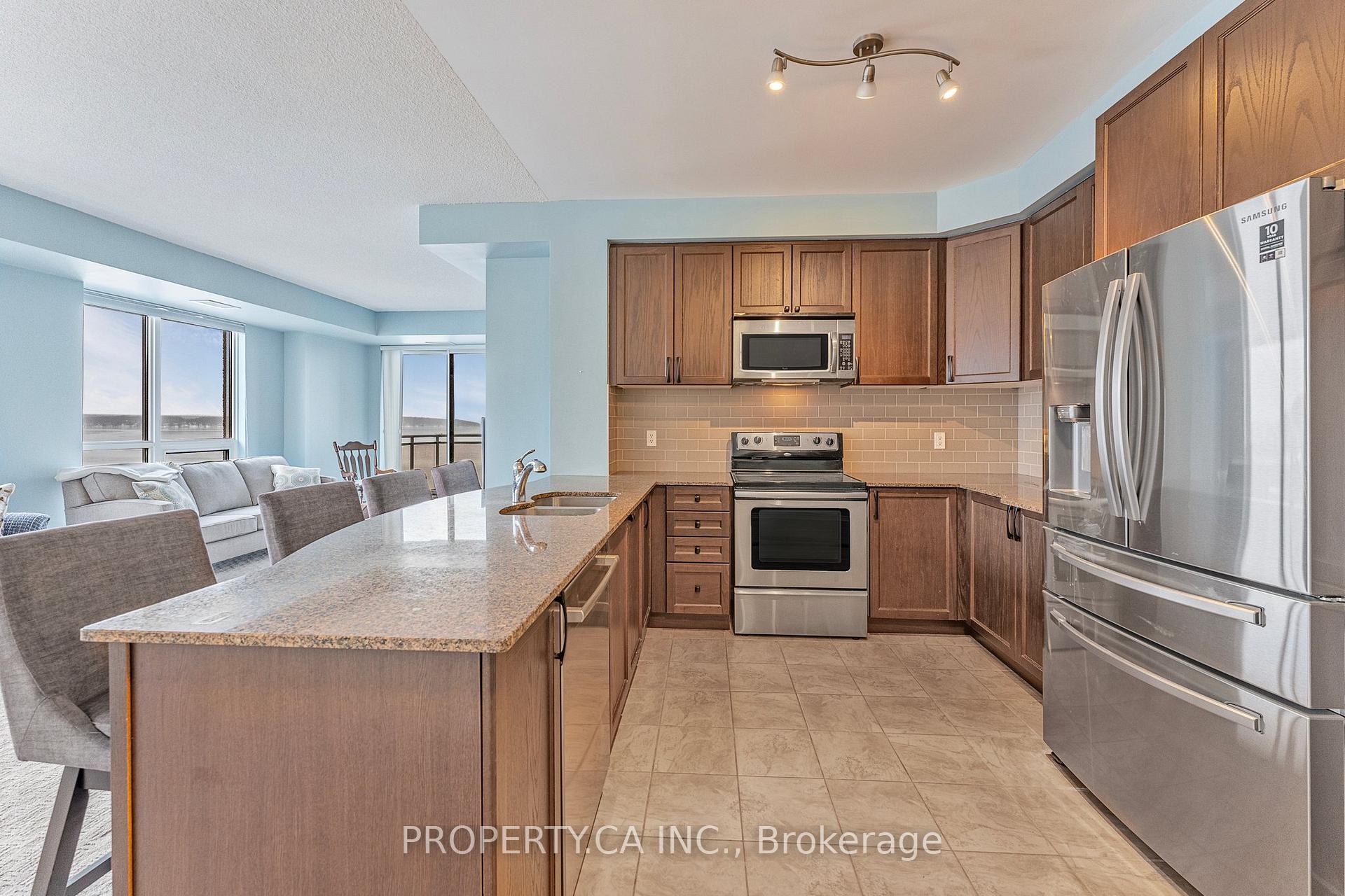 Photo 5 of Unit 401, 699 Aberdeen Boulevard, Midland — HOMEH