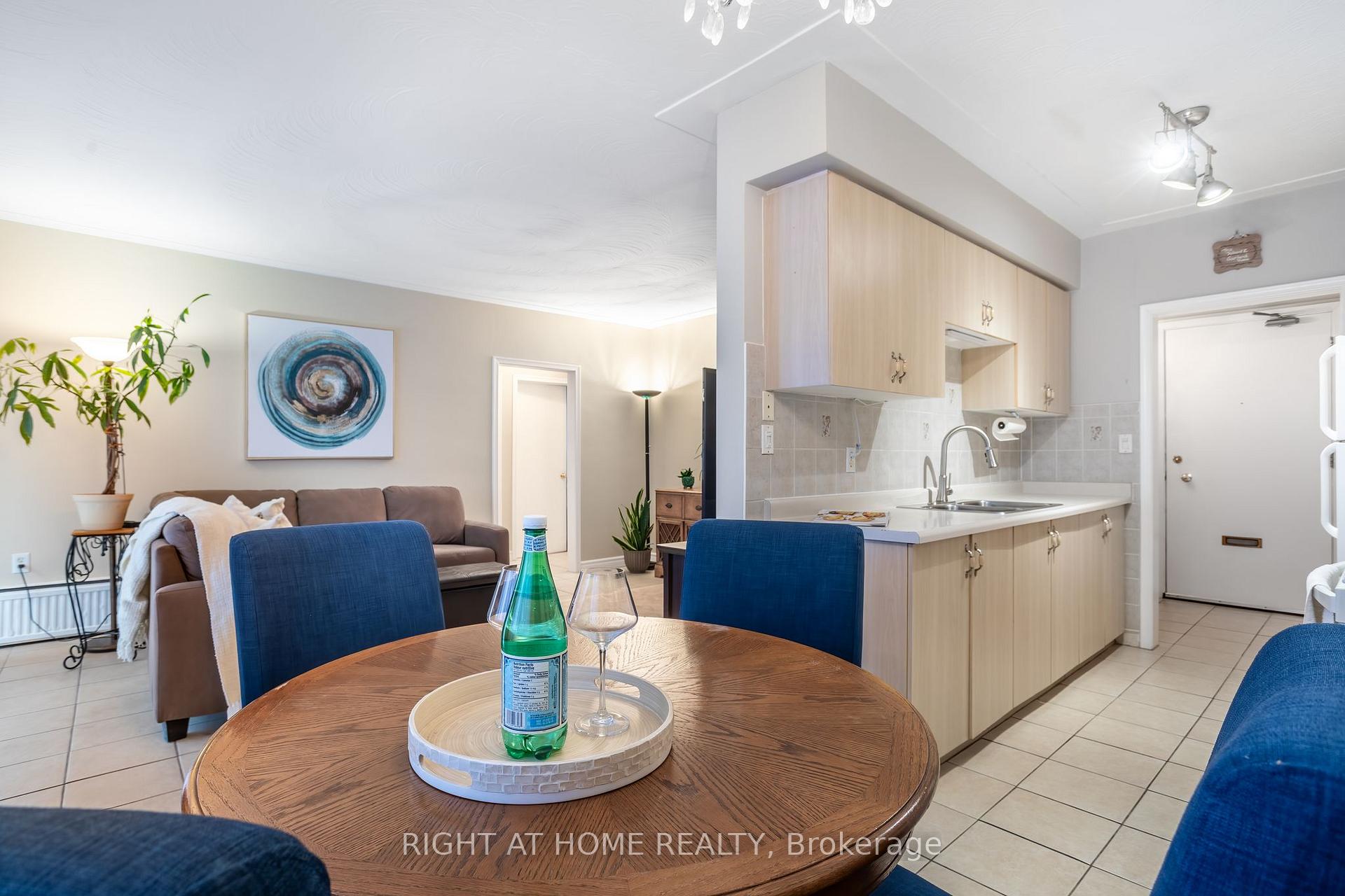 Photo 12 of Unit 207, 8 Woodman Drive S, Hamilton, Corman — HOMEH